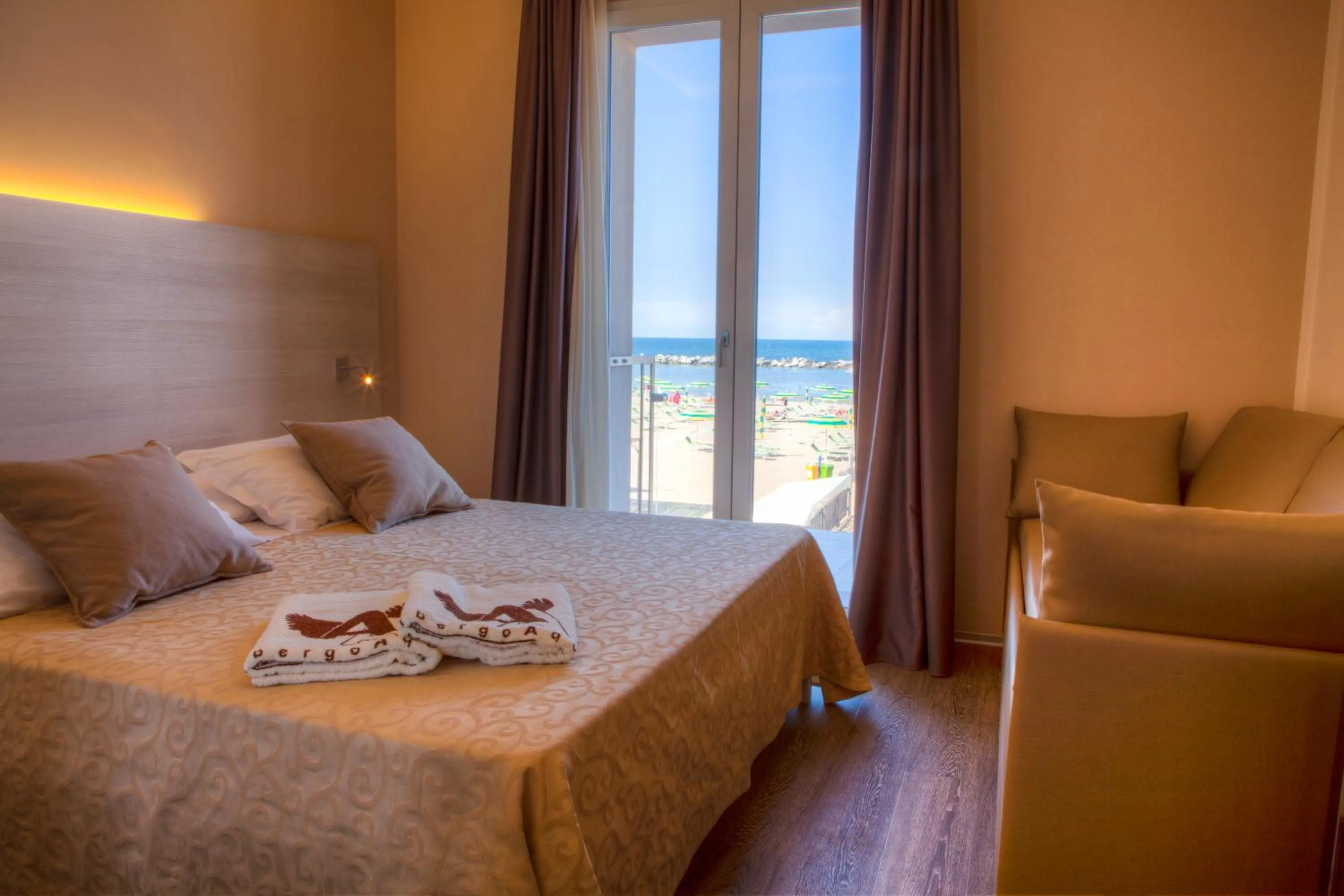 Photo of the whole room, Bed in Albergo Aquila