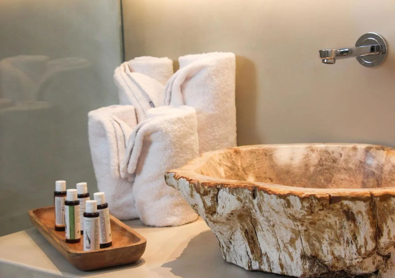 Bathroom in Mykonos Cactus