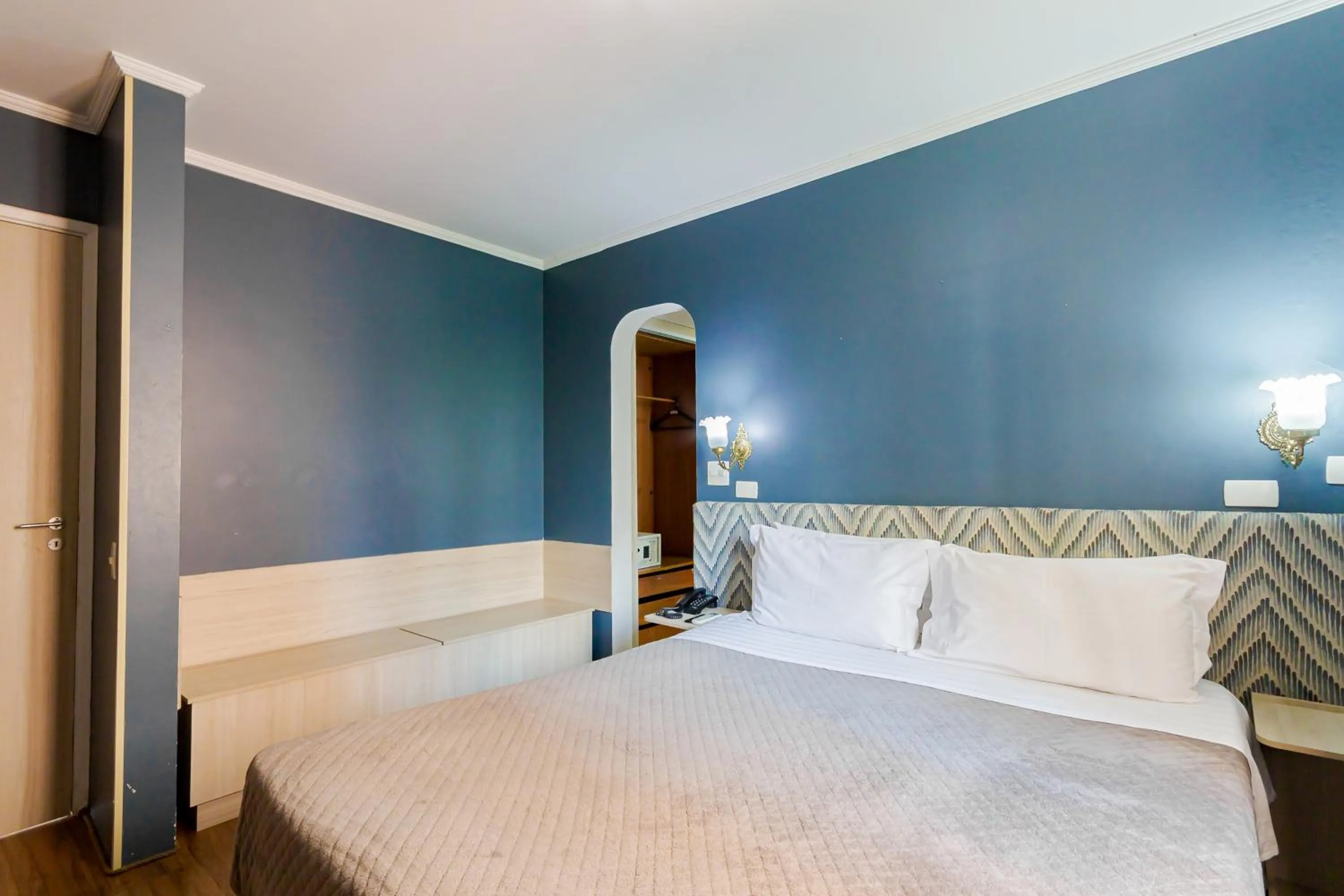 Bedroom, Bed in Paulista Flat