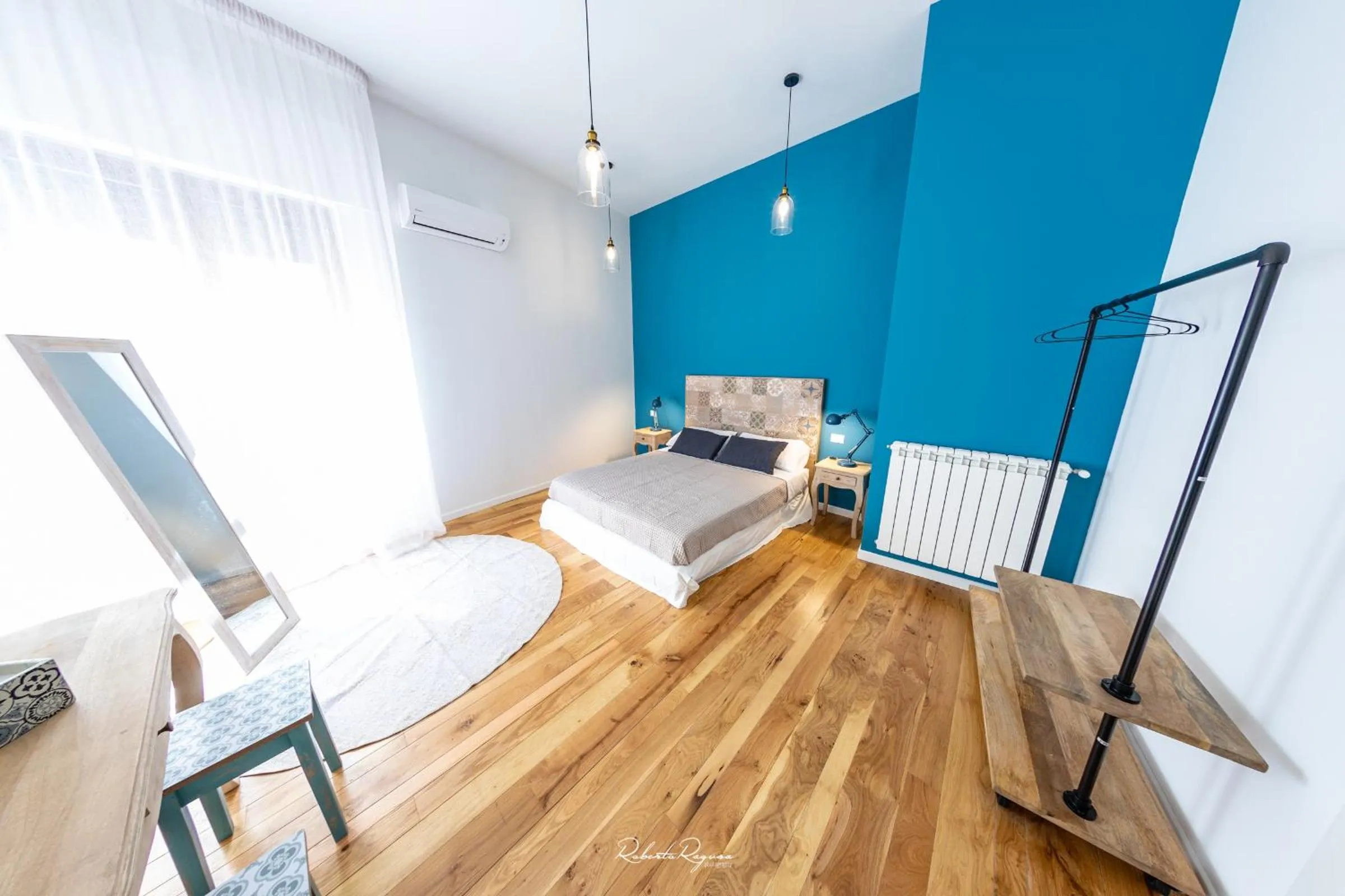 Photo of the whole room, Bed in Sweet Roma 315