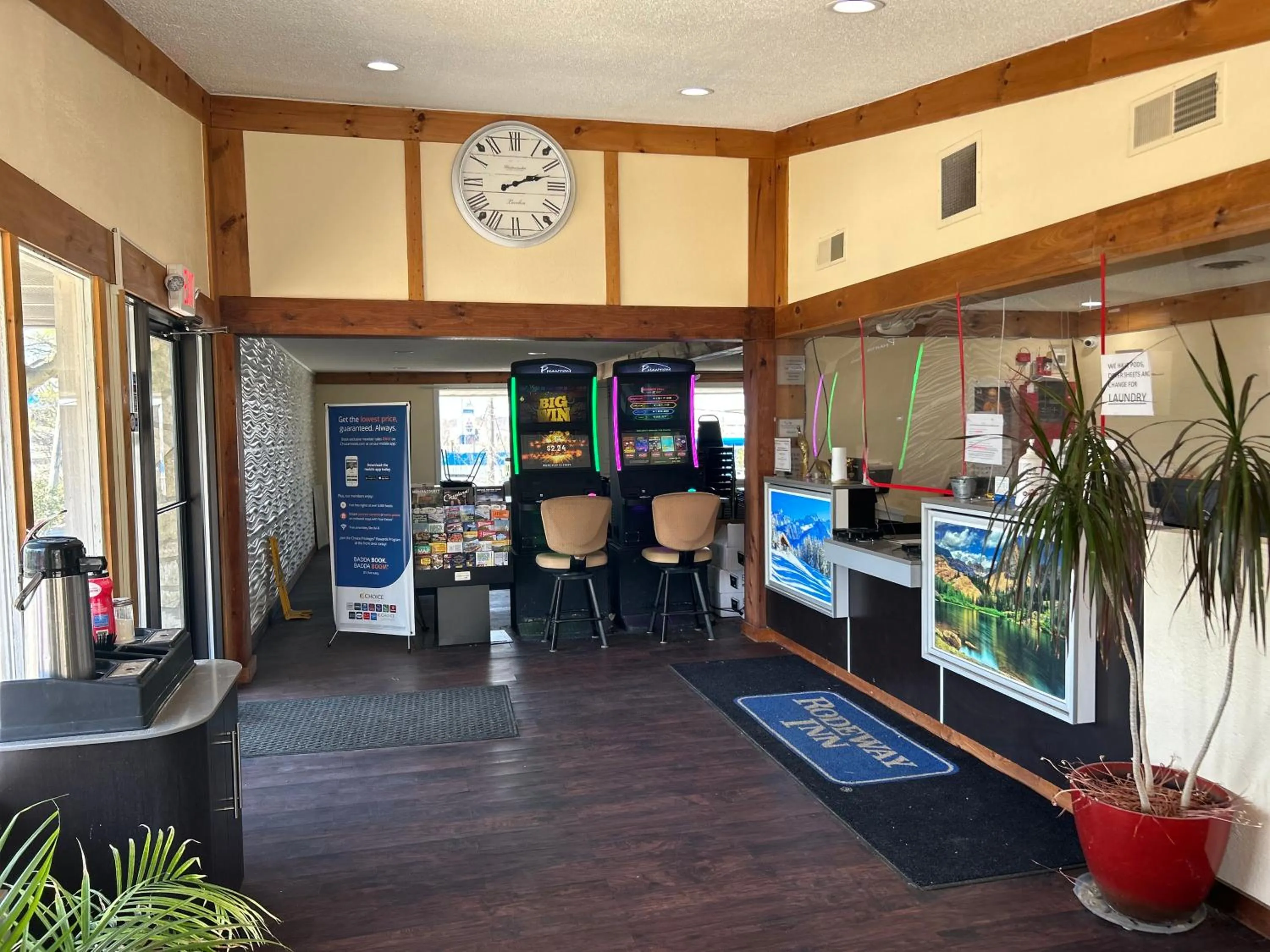 Game Room in Rodeway Inn Washington PA