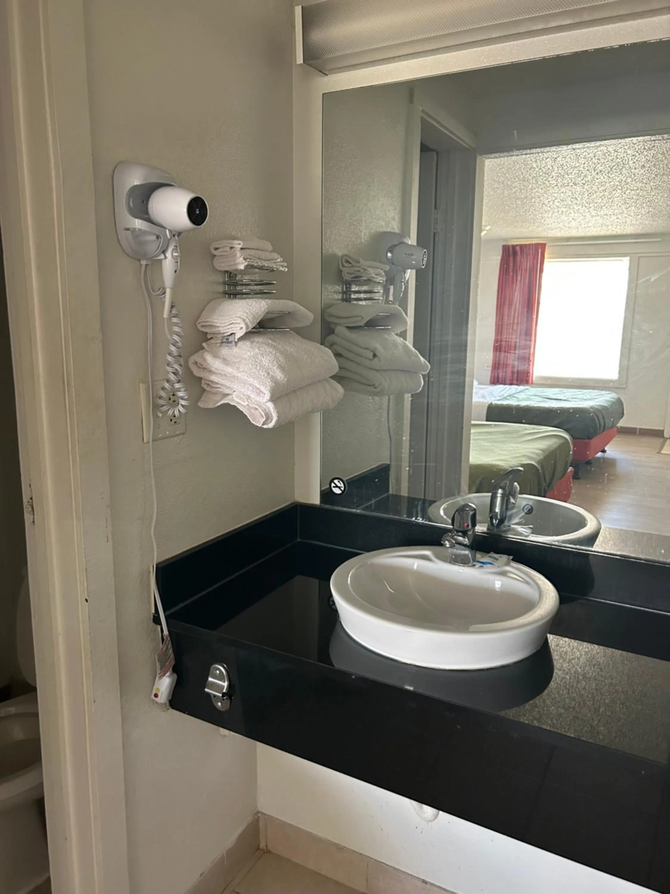 hair dresser in Rodeway Inn Washington PA