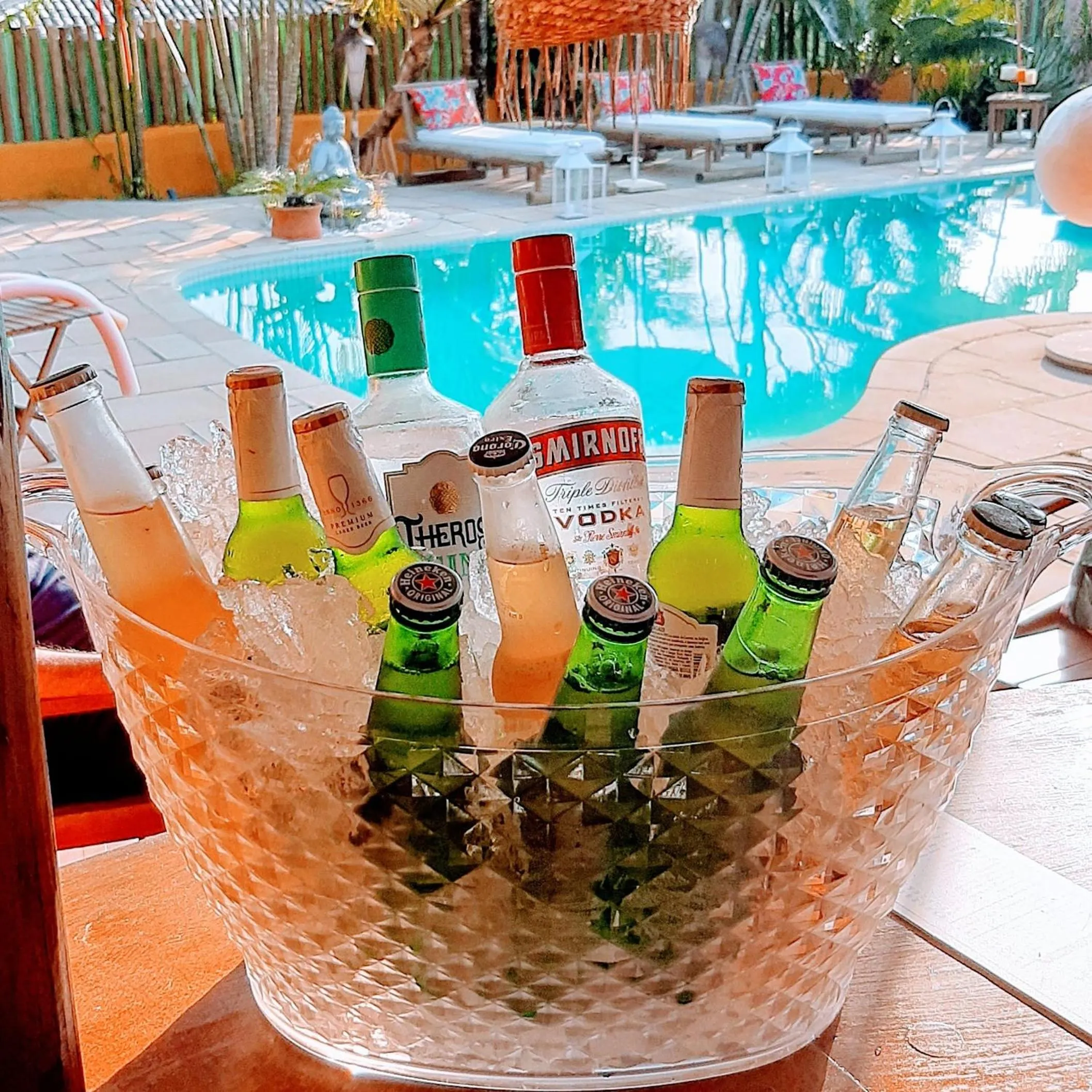 Alcoholic drinks in Guest House Villa 2 Santos