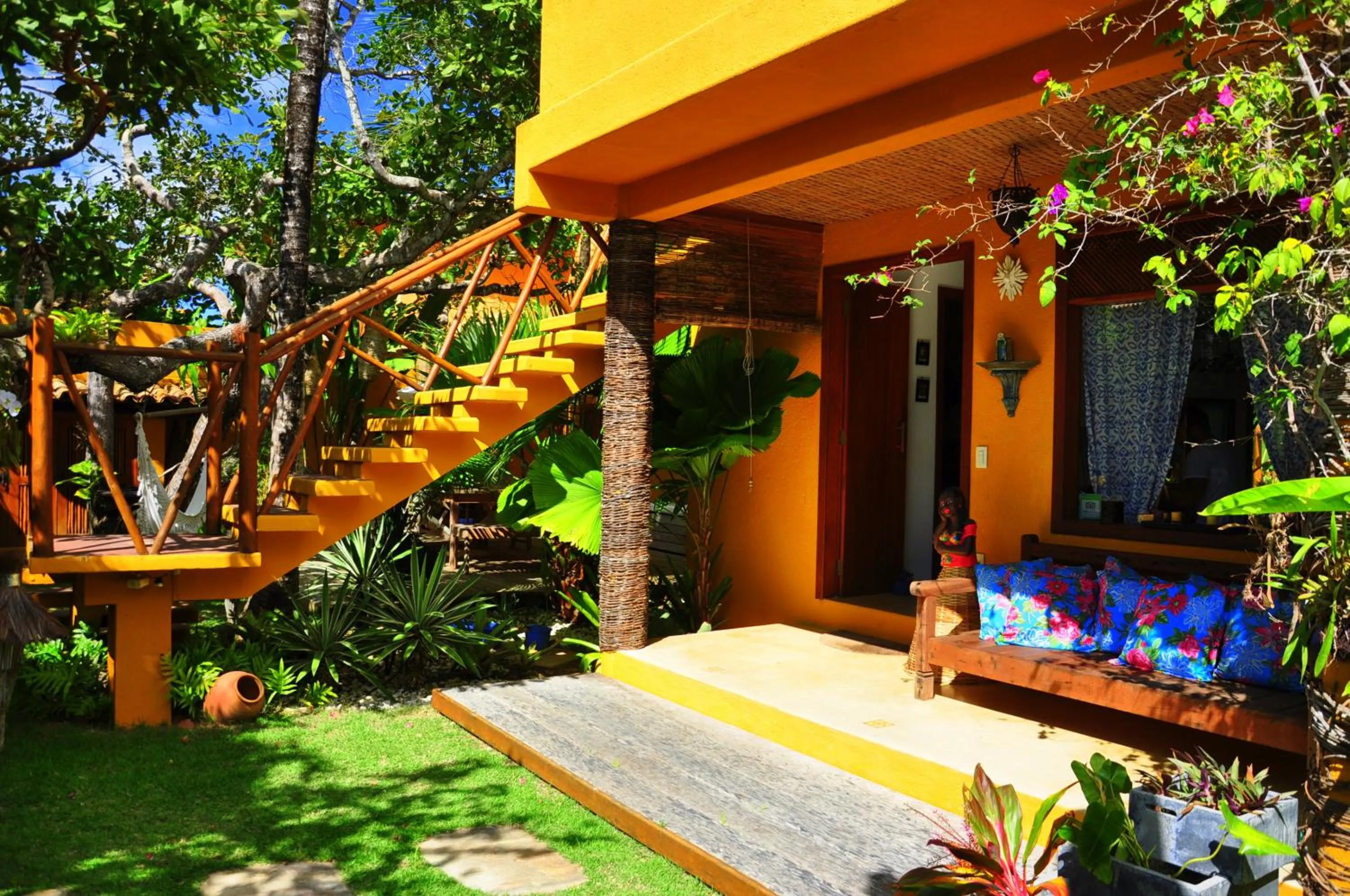 Facade/entrance in Guest House Villa 2 Santos