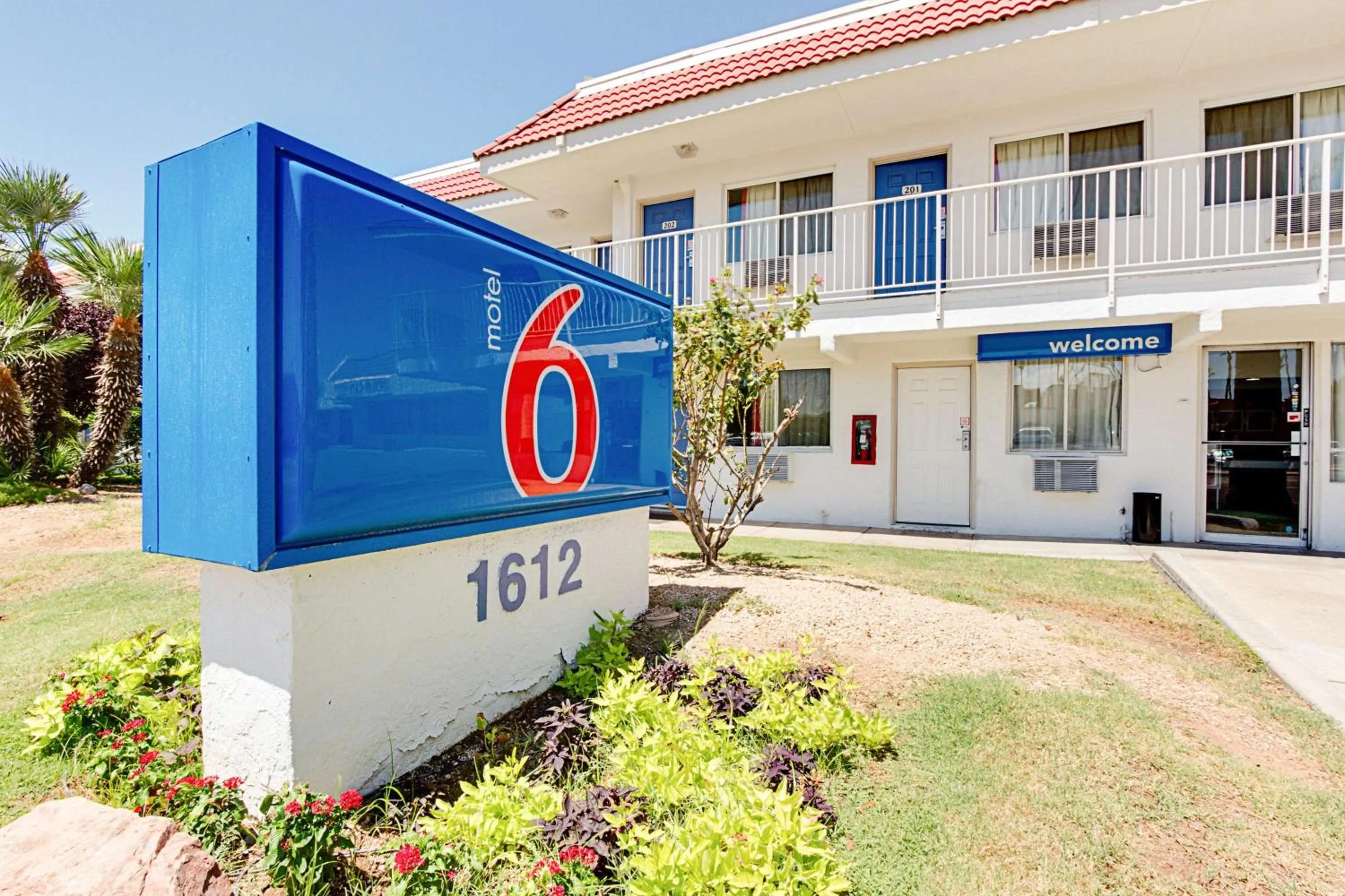 Property building in Motel 6-Tempe, AZ - Scottsdale South