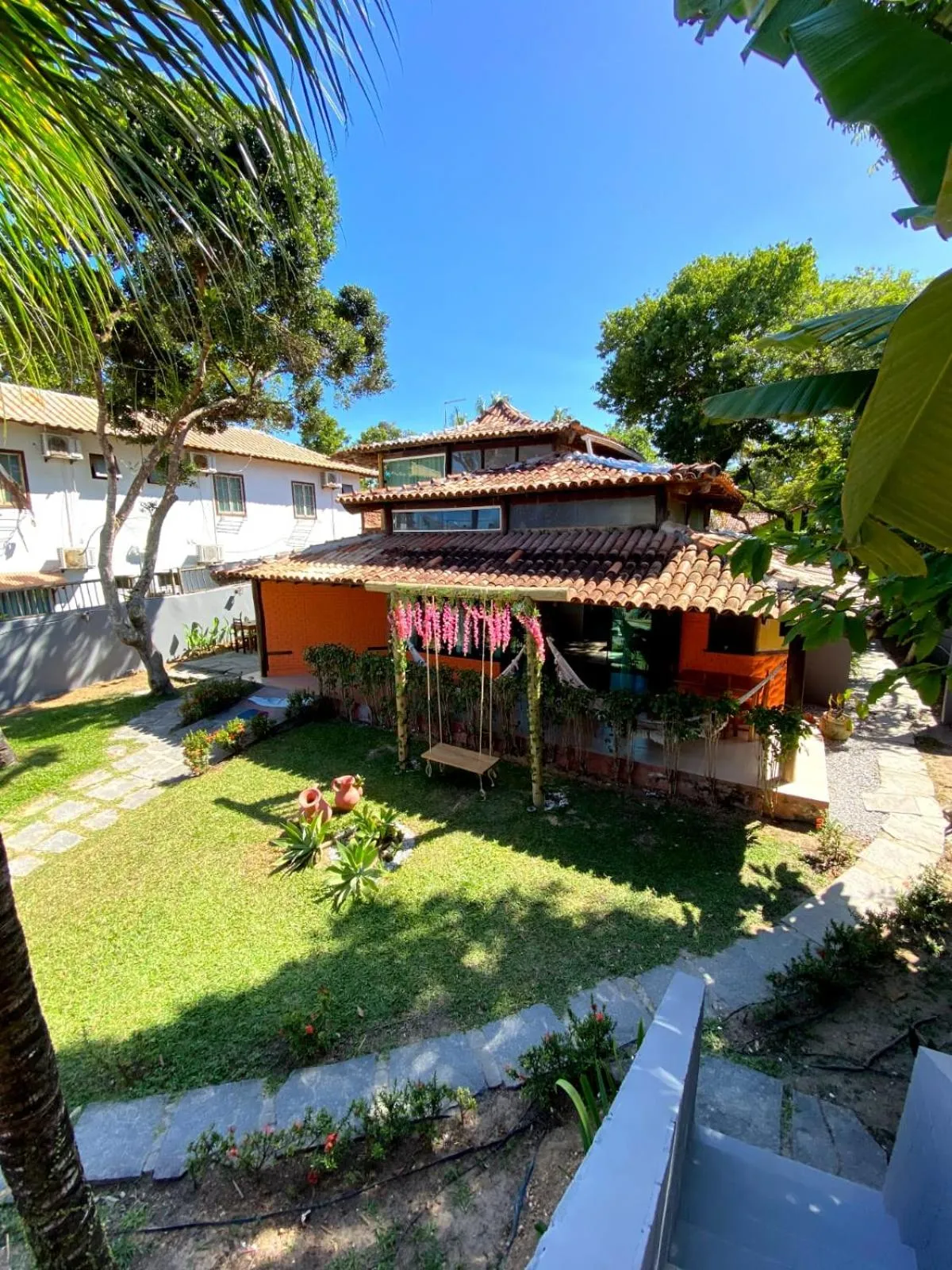 Property building in Pousada Tropicália