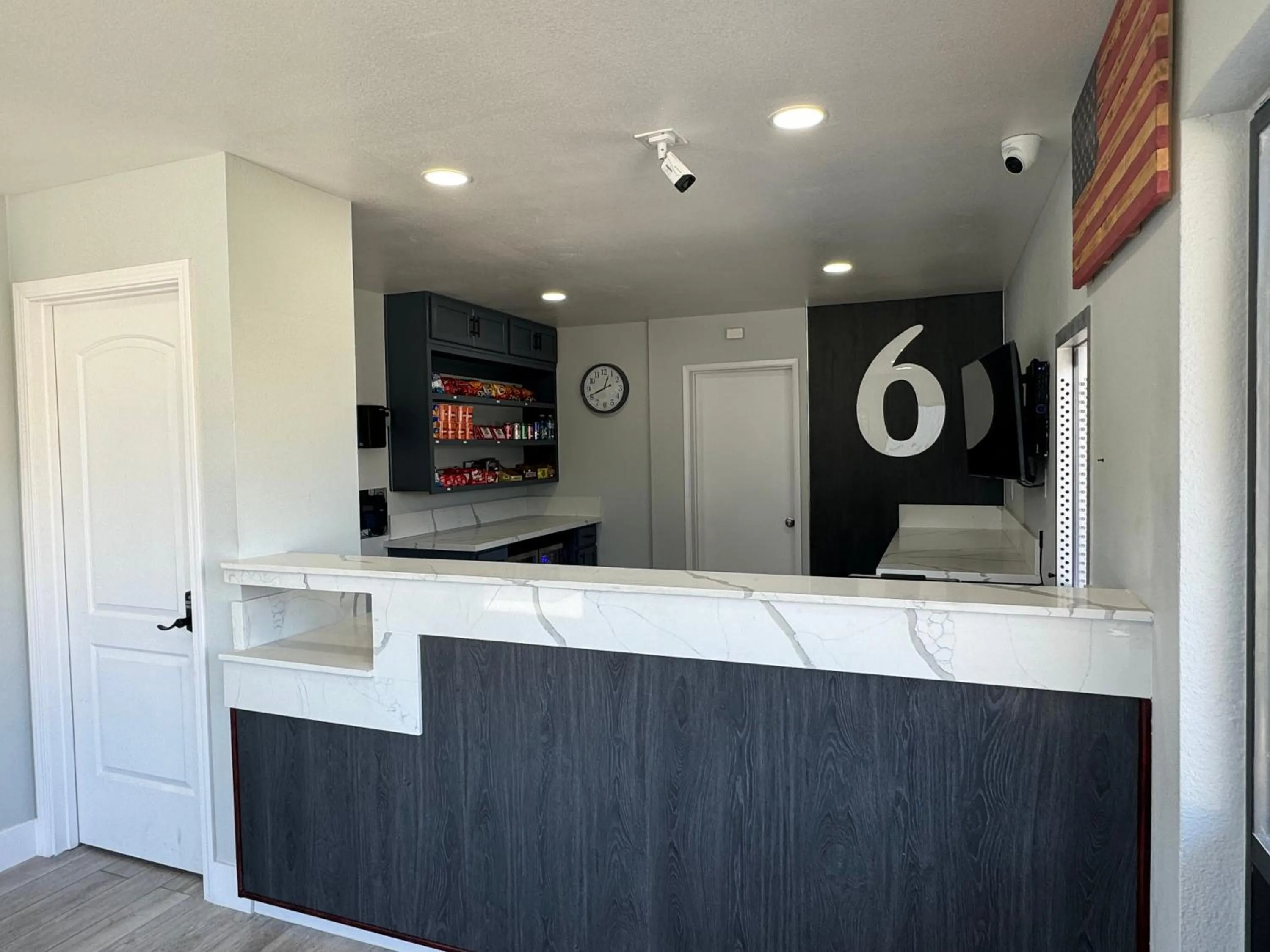 Lobby or reception in Motel 6-Rancho Cordova, CA - Rancho Cordova East