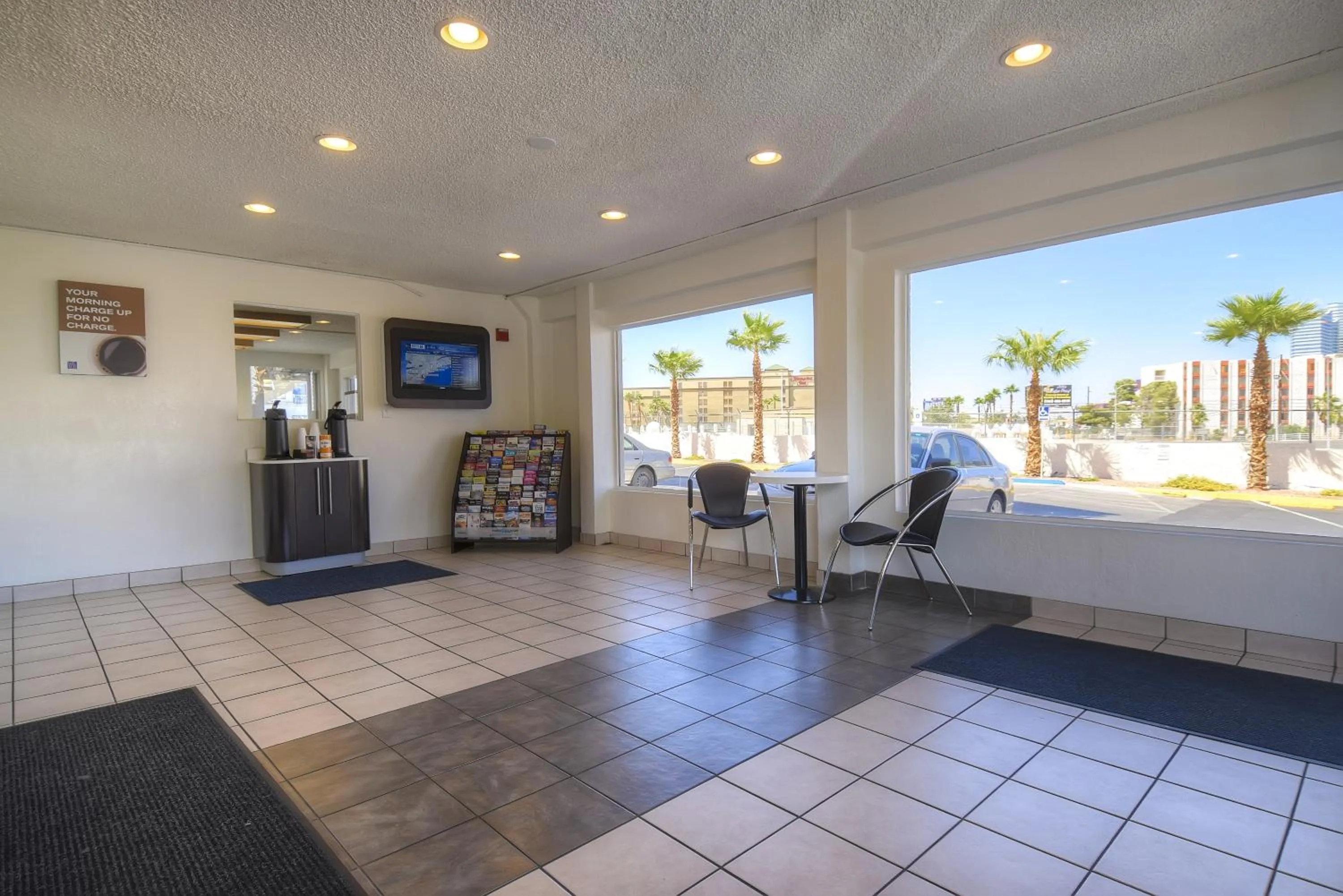 Lobby or reception, Bed in Motel 6 Las Vegas, NV – I-15 Stadium