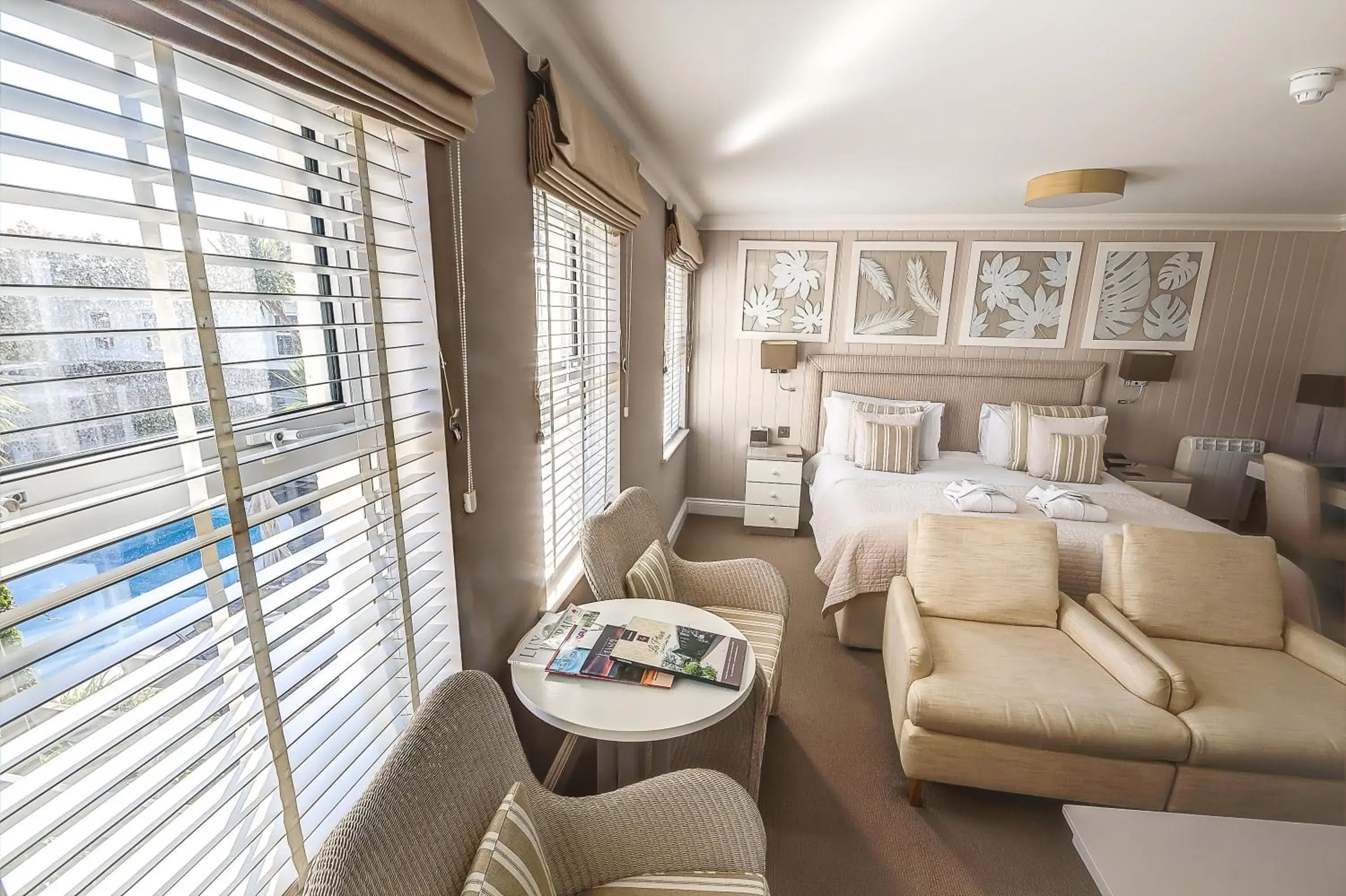 Deluxe Double Room in Hotel La Place Deluxe Double Room in Hotel La Place