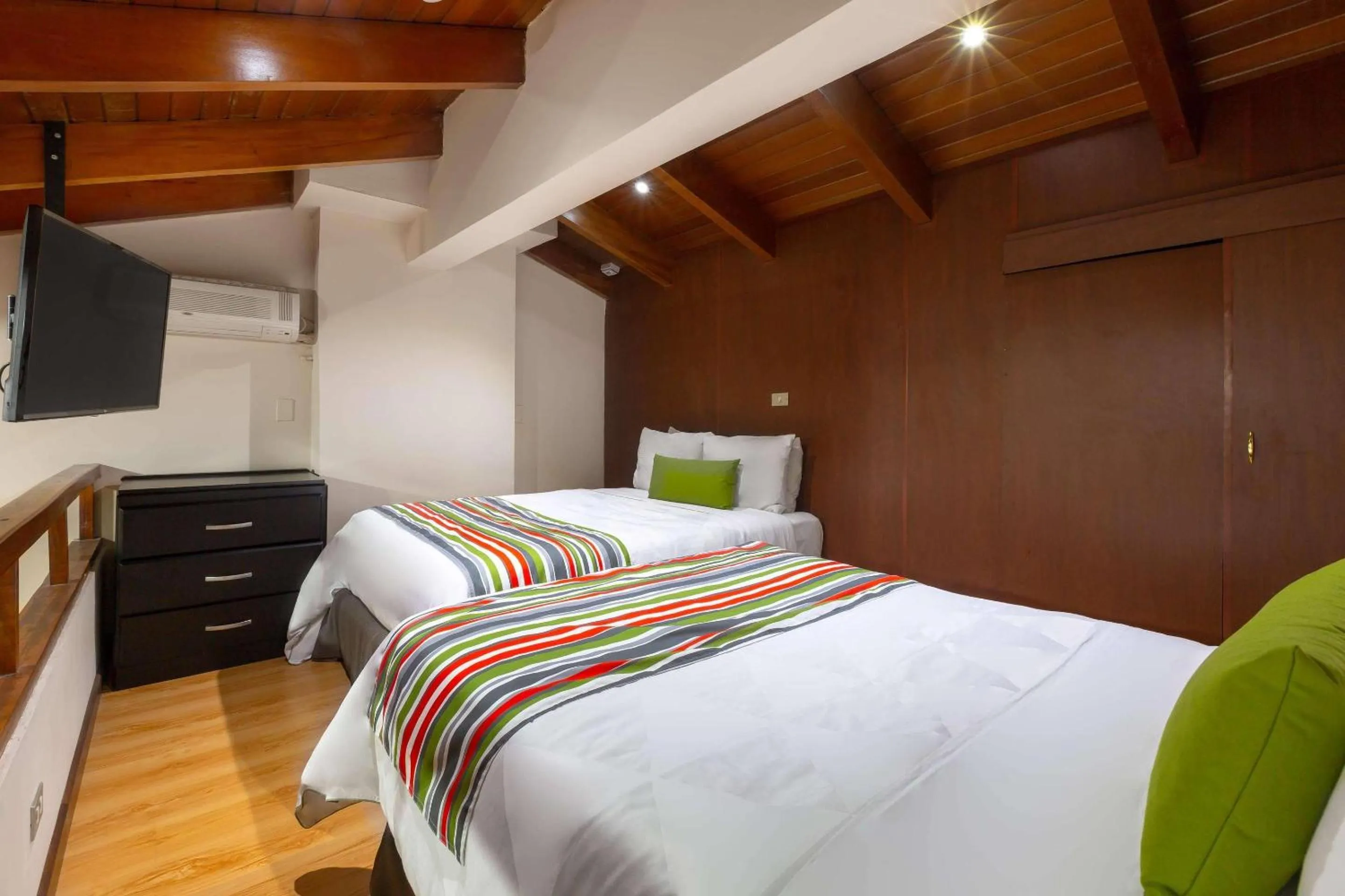 Bedroom, Bed in Country Inn & Suites by Radisson, San Jose Aeropuerto, Costa Rica