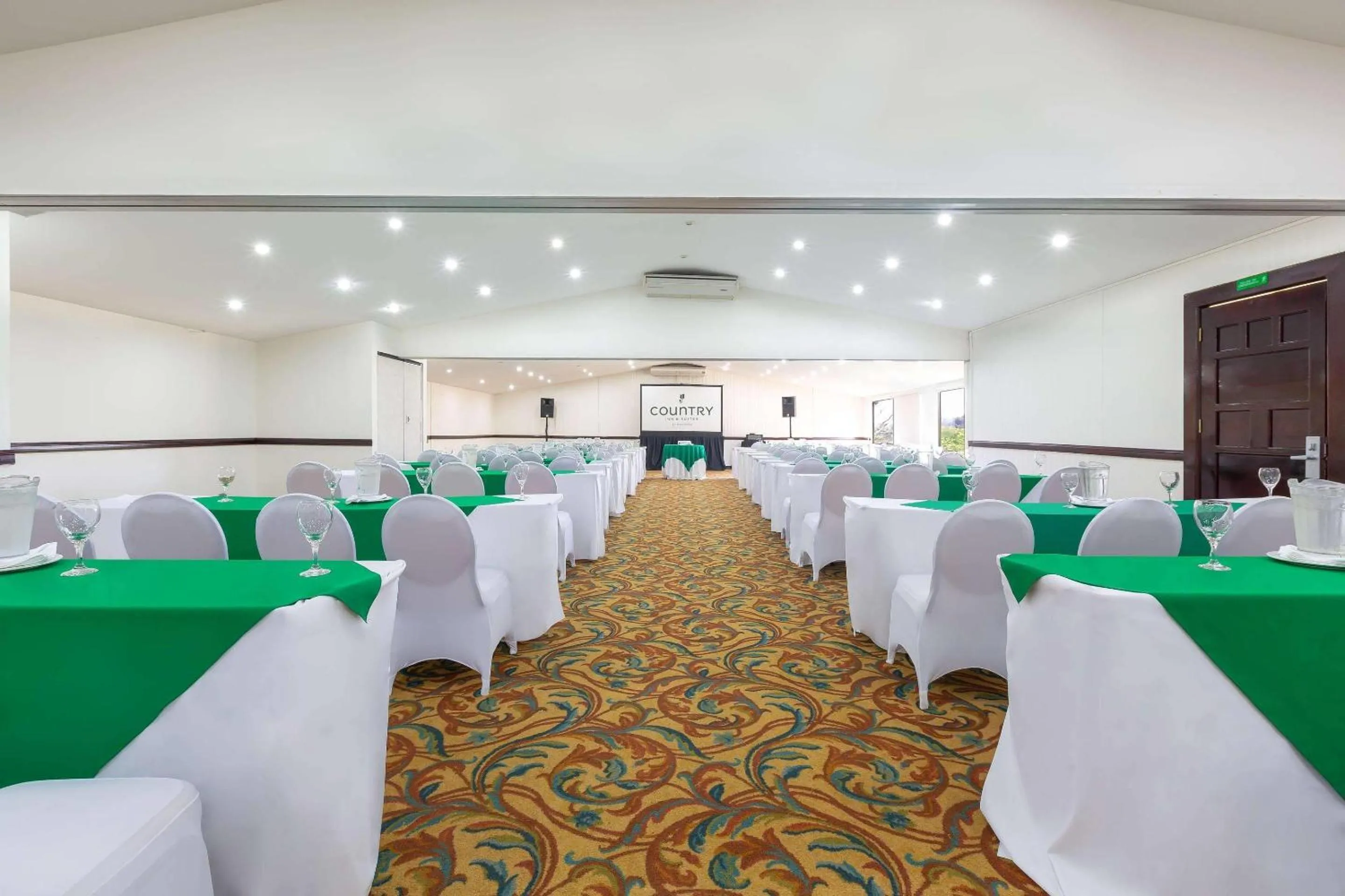 Meeting/conference room in Country Inn & Suites by Radisson, San Jose Aeropuerto, Costa Rica