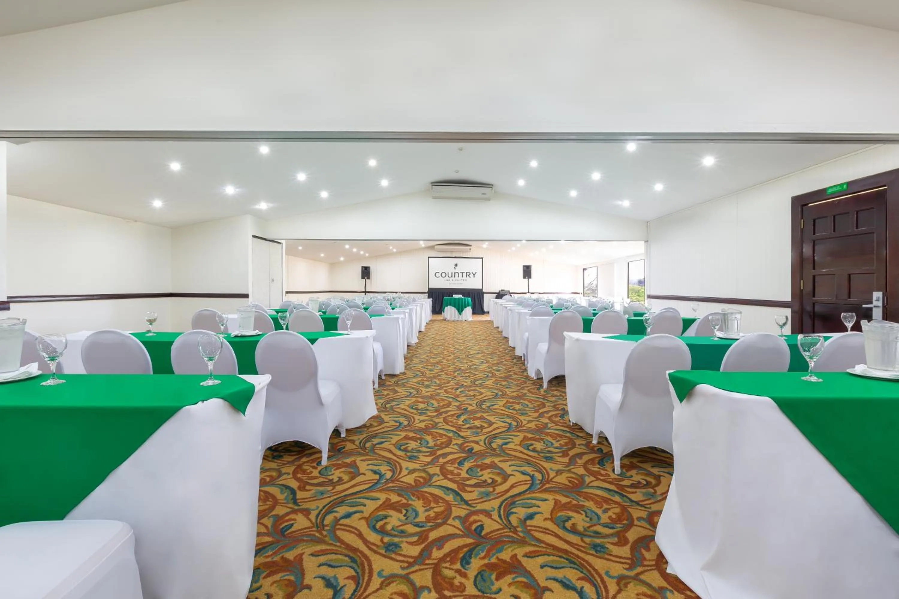 Meeting/conference room in Country Inn & Suites by Radisson, San Jose Aeropuerto, Costa Rica