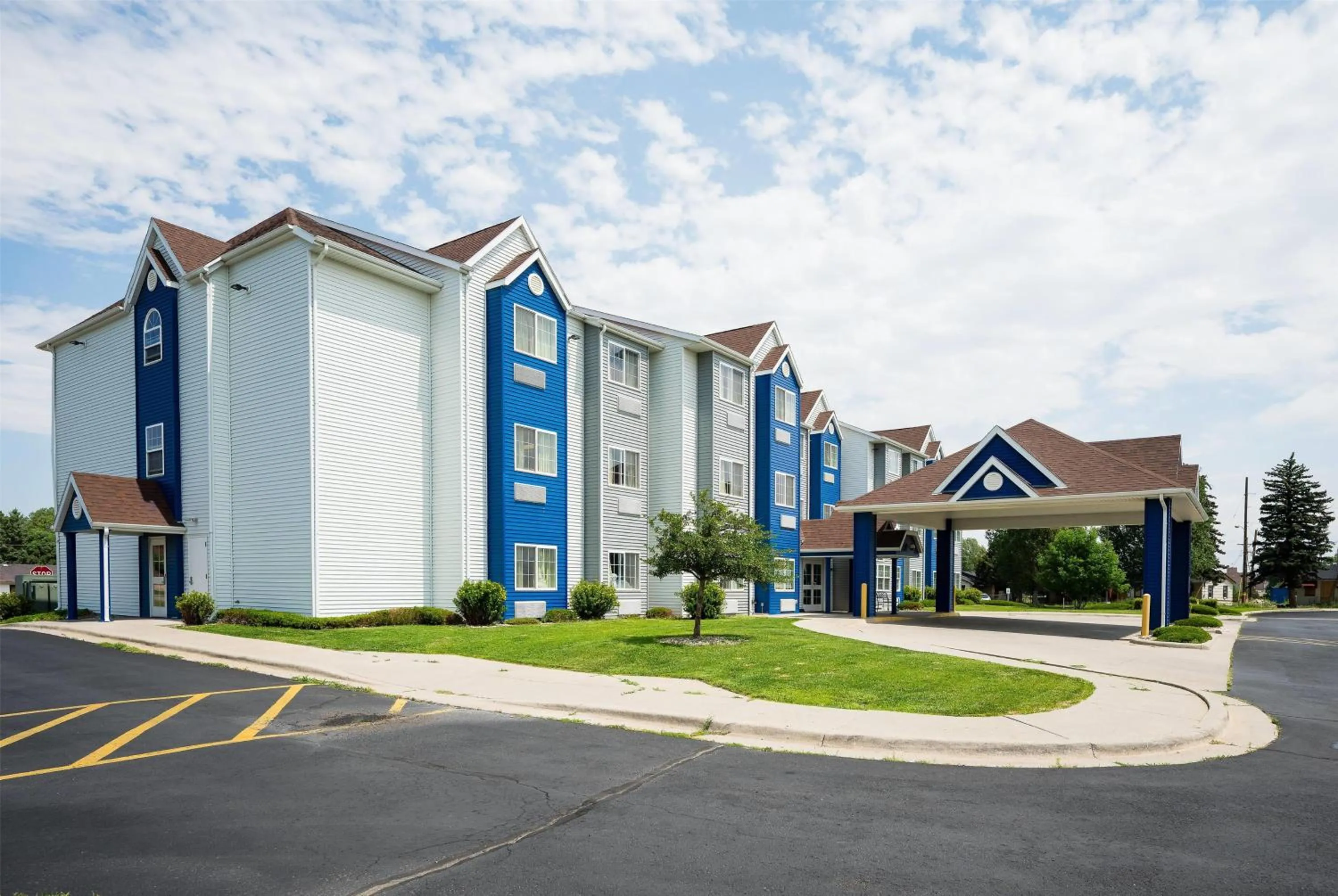 Property building in Microtel Inn & Suites Cheyenne