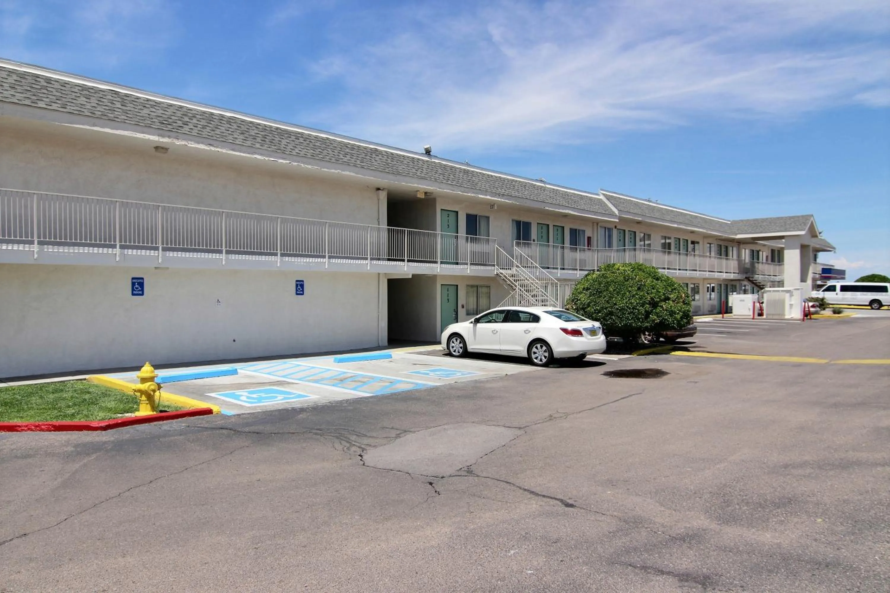 Property building in Motel 6-Albuquerque, NM - South - Airport