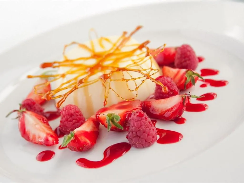 Food and drinks in Eslington Villa