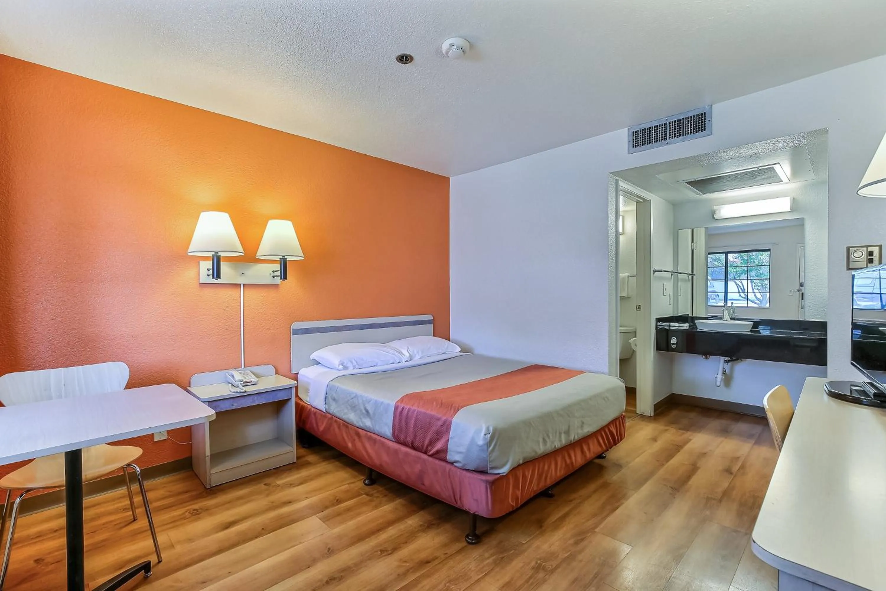 Bedroom in Park Inn by Radisson, Livermore