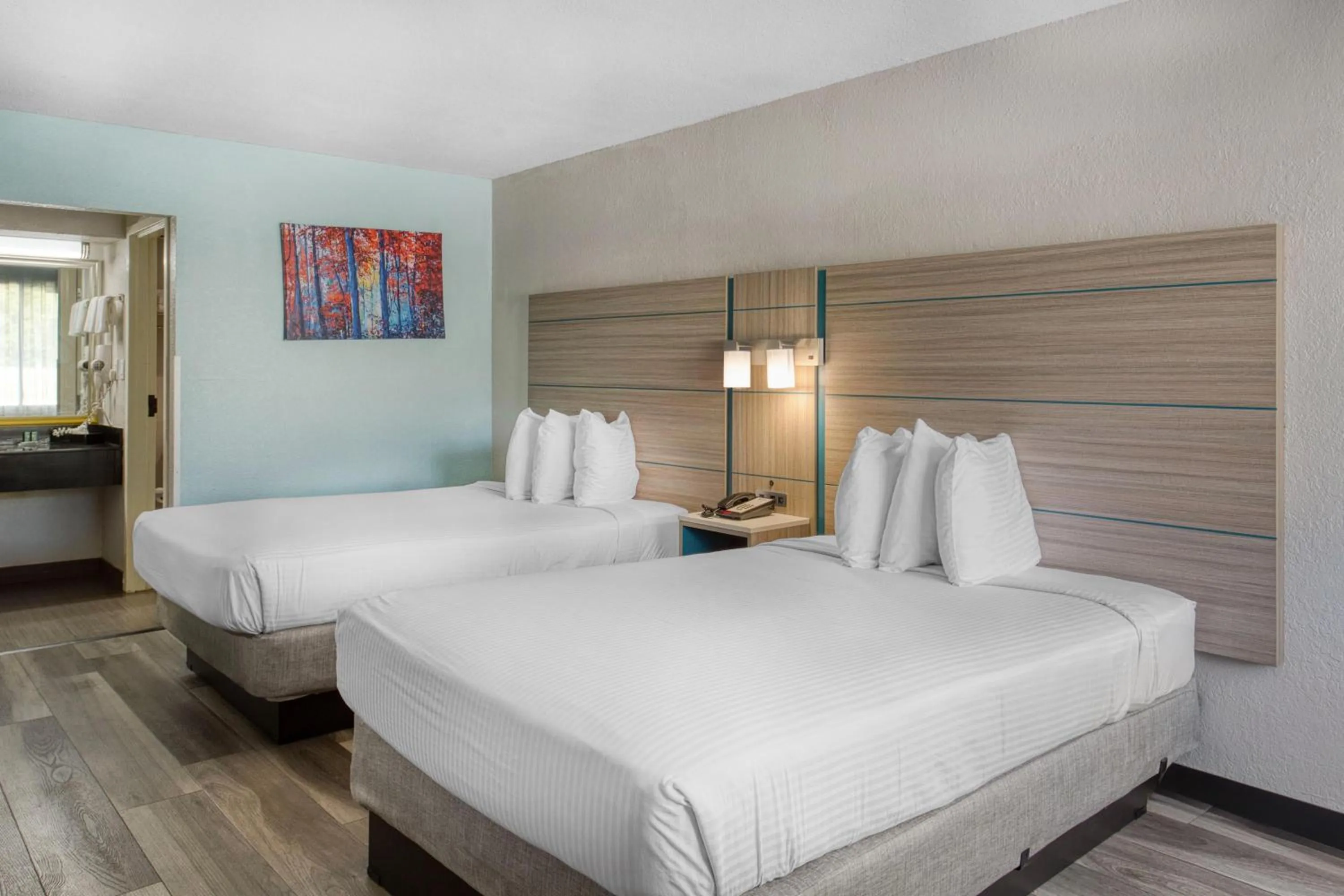 Bedroom, Bed in Best Western Executive Inn