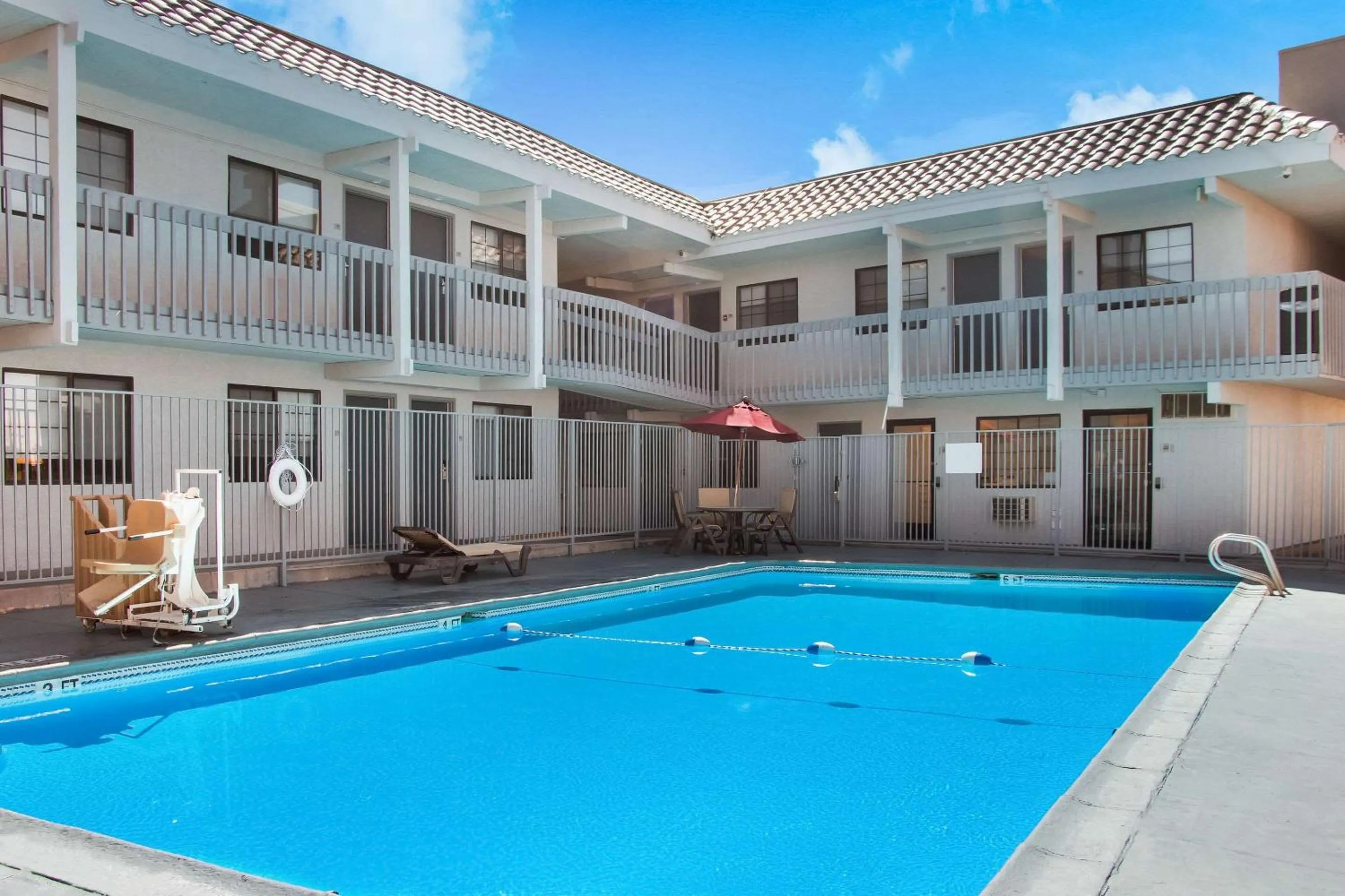 Swimming pool in Quality Inn Santa Fe New Mexico