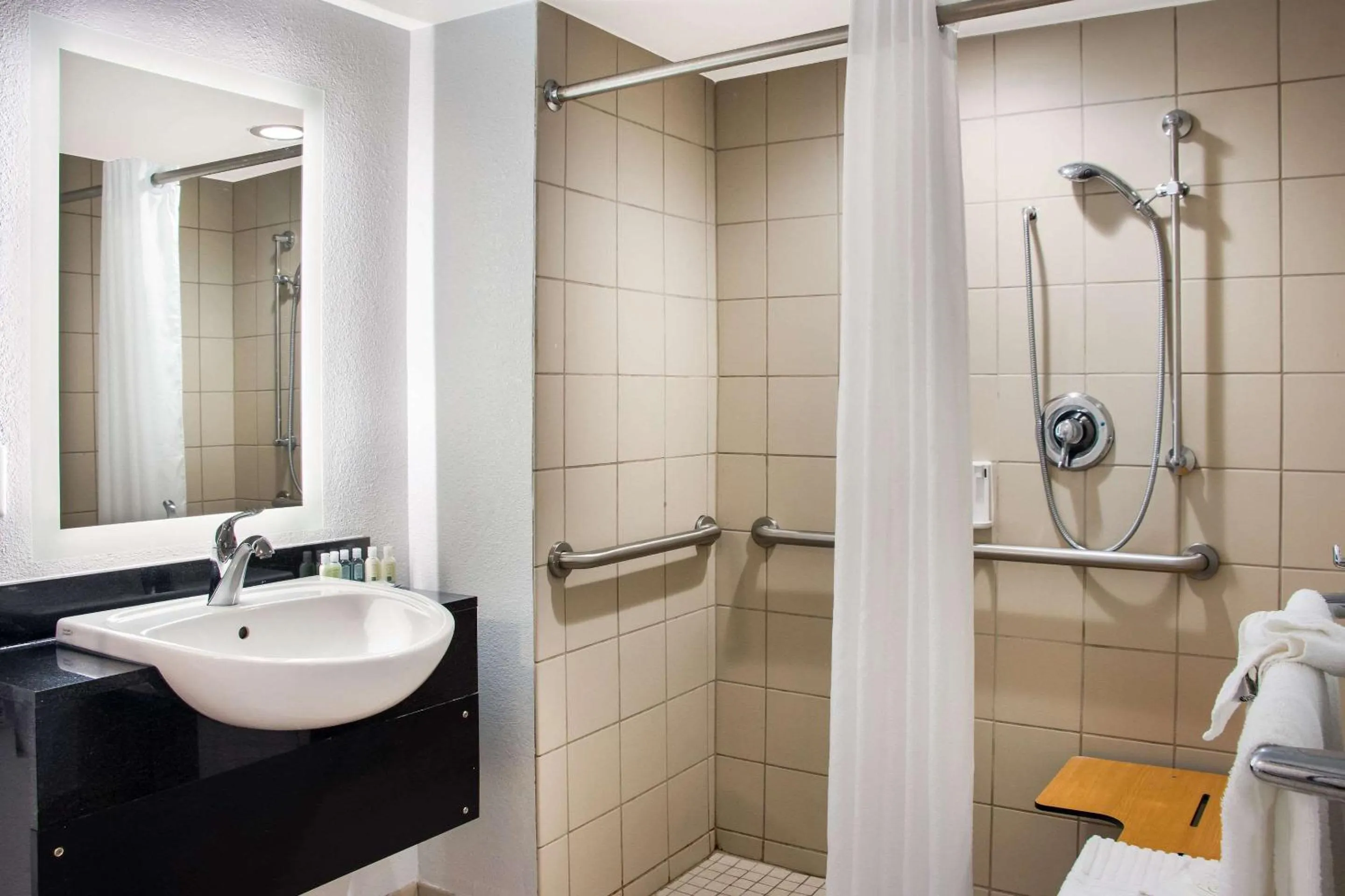 Bedroom in Quality Inn Santa Fe New Mexico