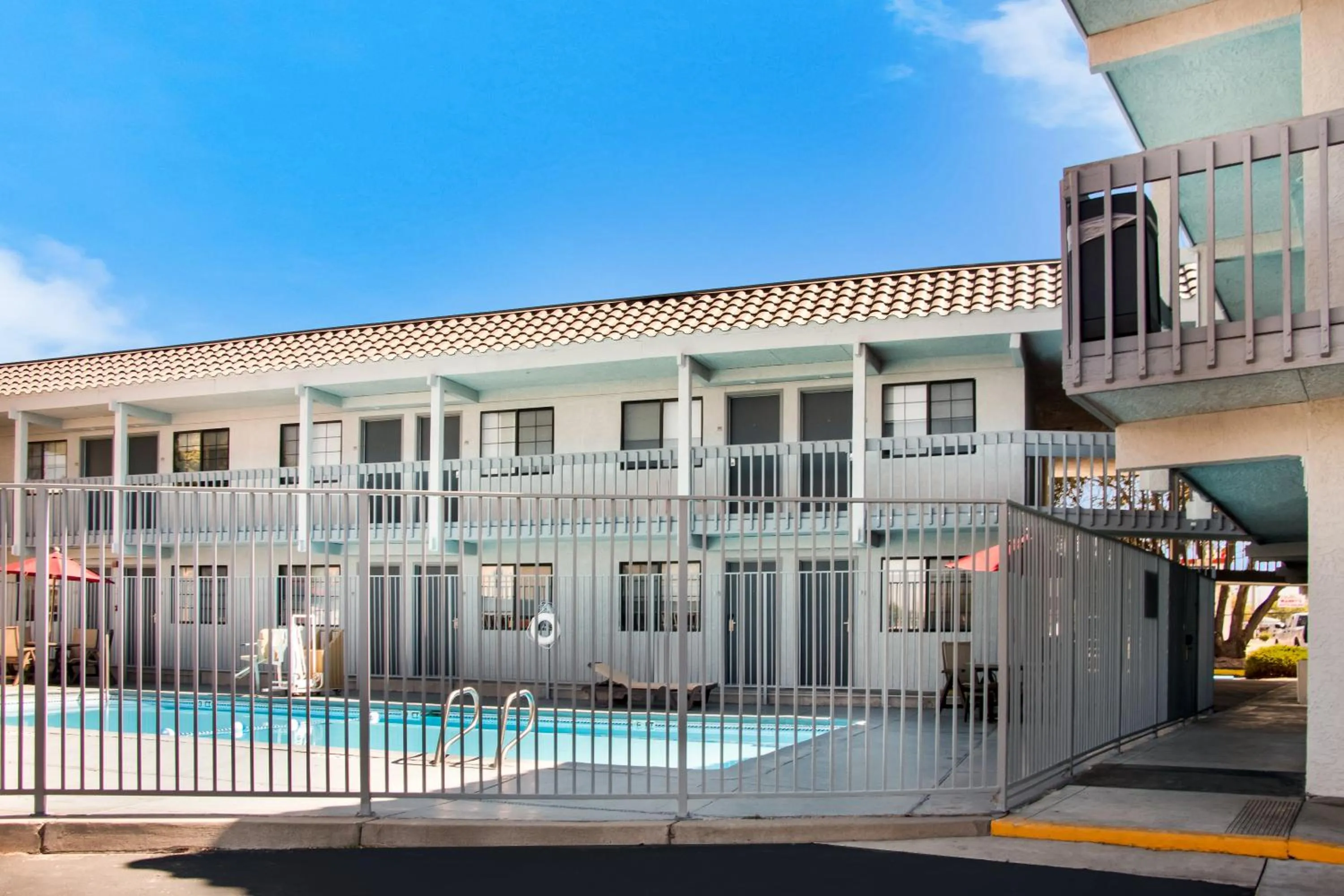 Property building in Quality Inn Santa Fe New Mexico