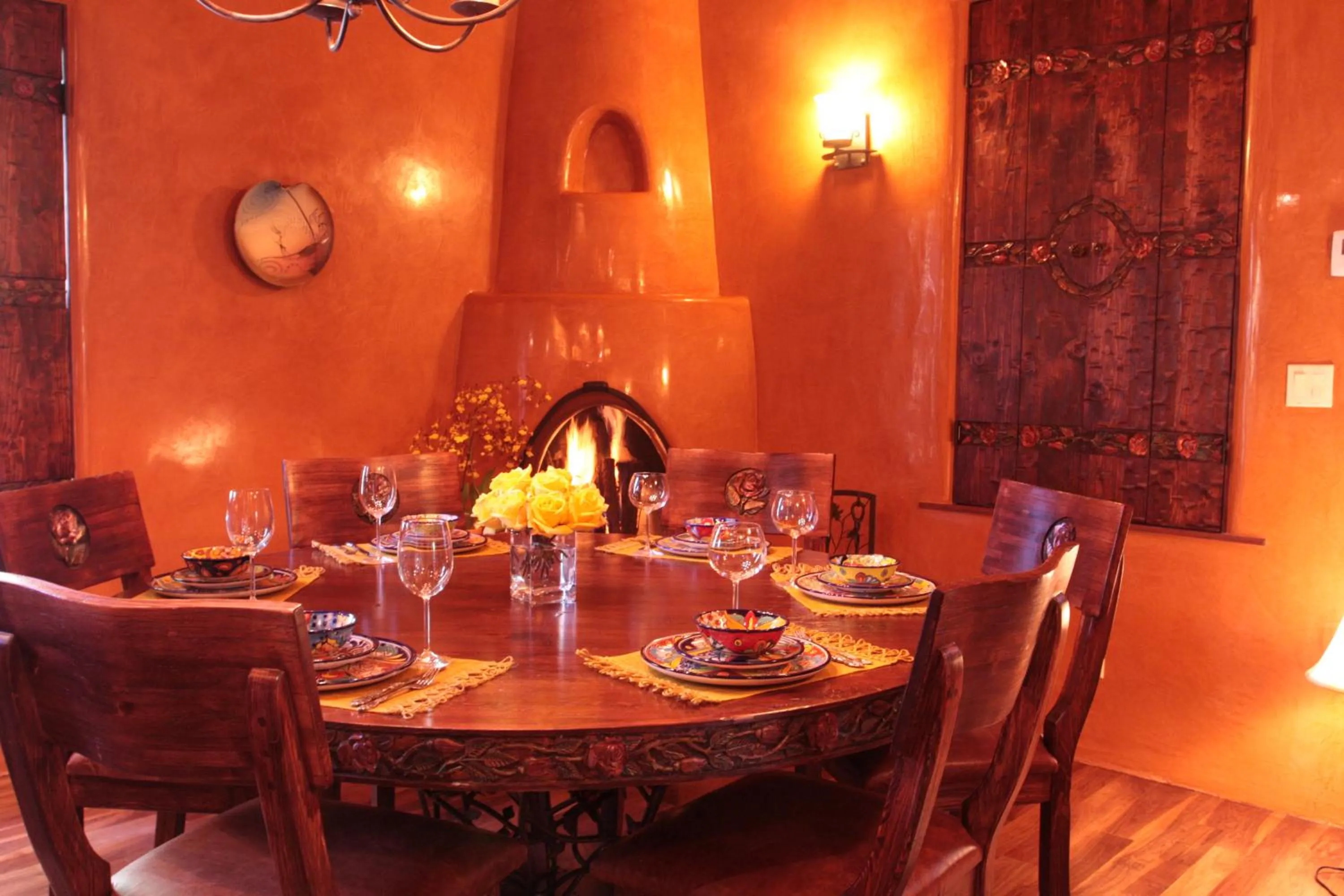 Dining area in Antigua Inn