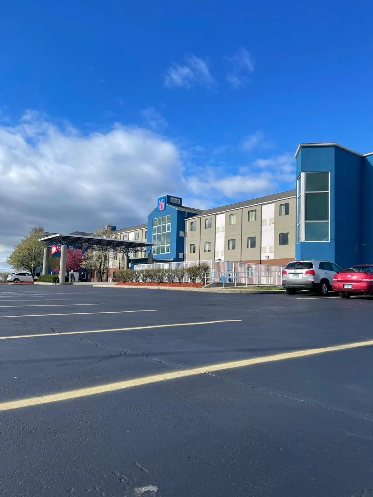 Property building in Motel 6-Caseyville, IL - Caseyville Il