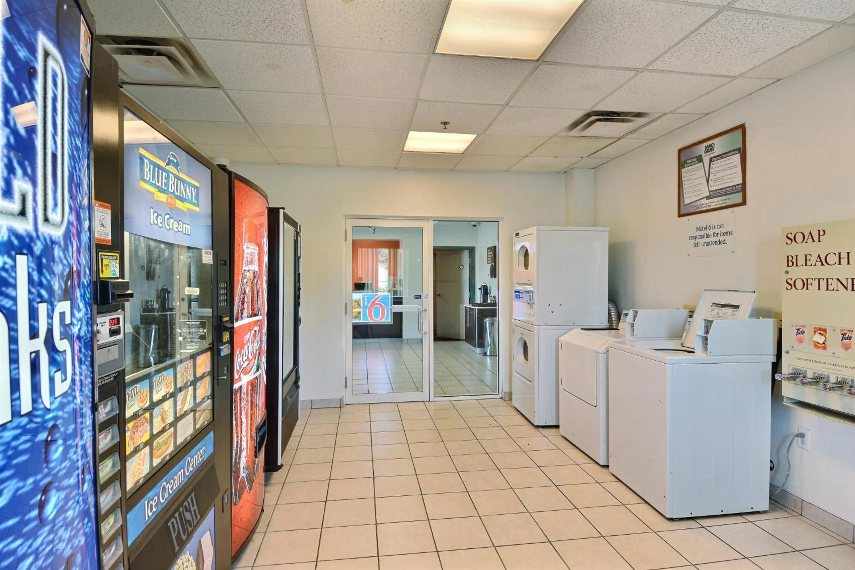 Other in Motel 6-Tewksbury, MA - Boston