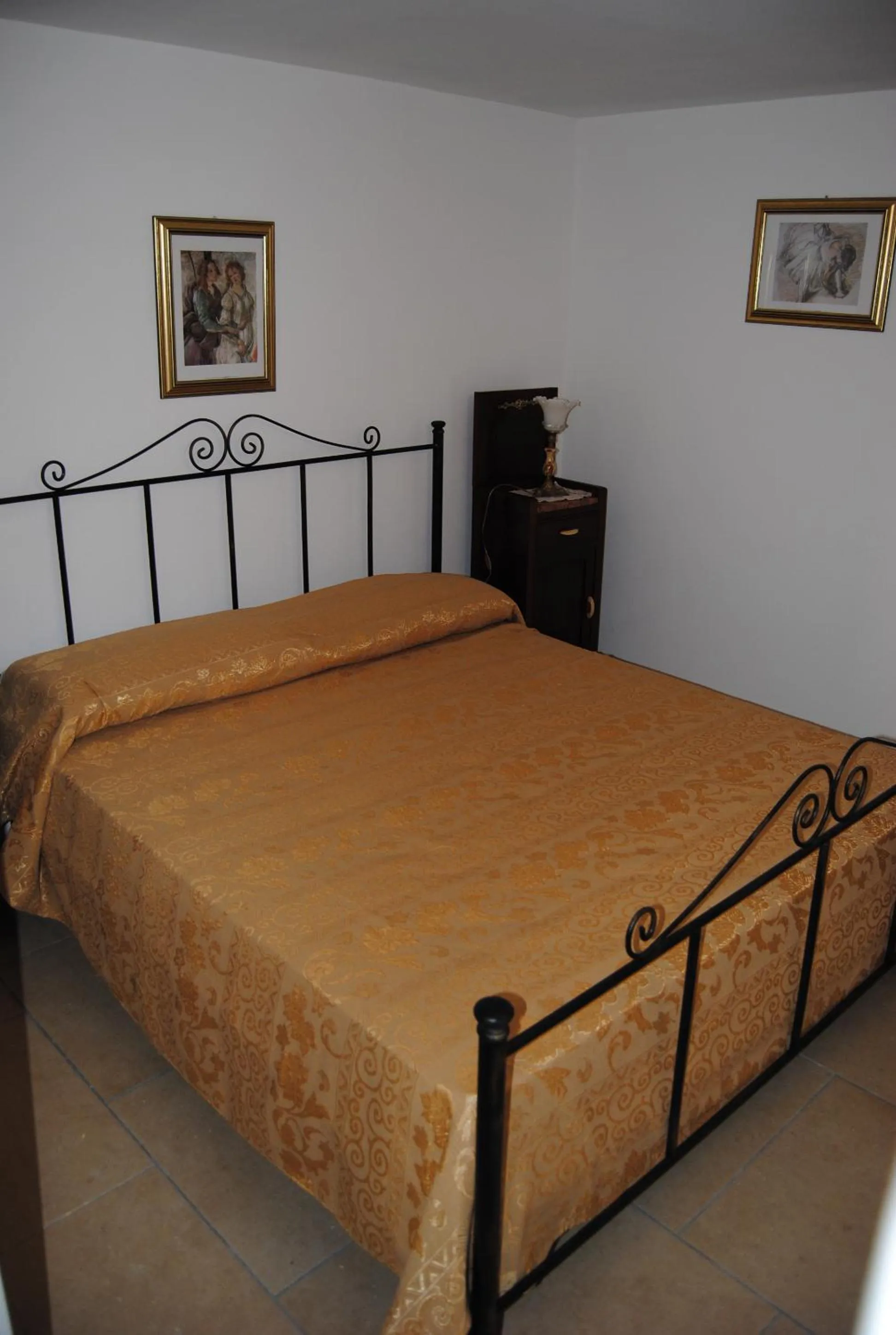 Photo of the whole room in B & B Palazzo Maestro & Corte Maestro rooms