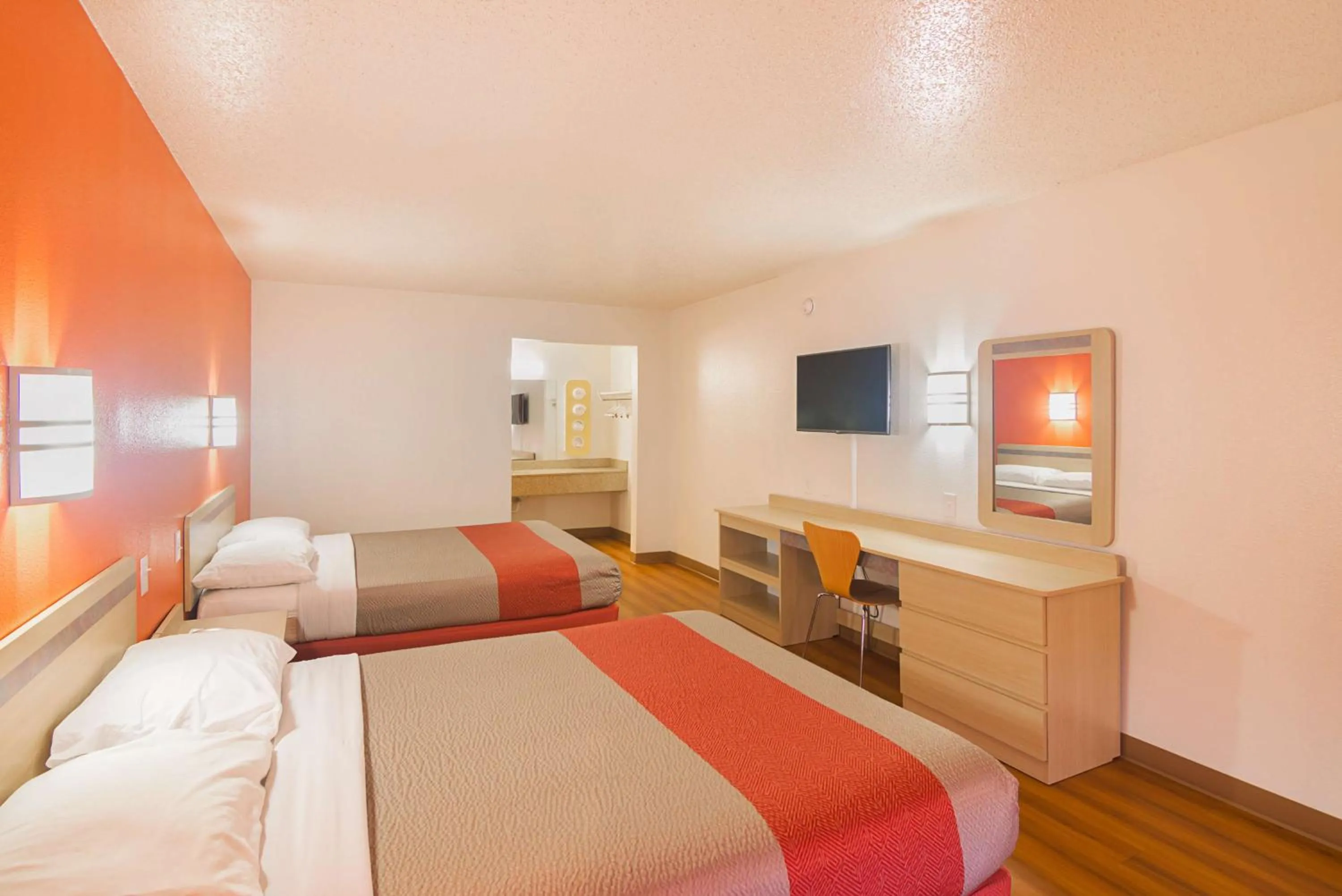 Photo of the whole room, Bed in Motel 6-Lawton, OK