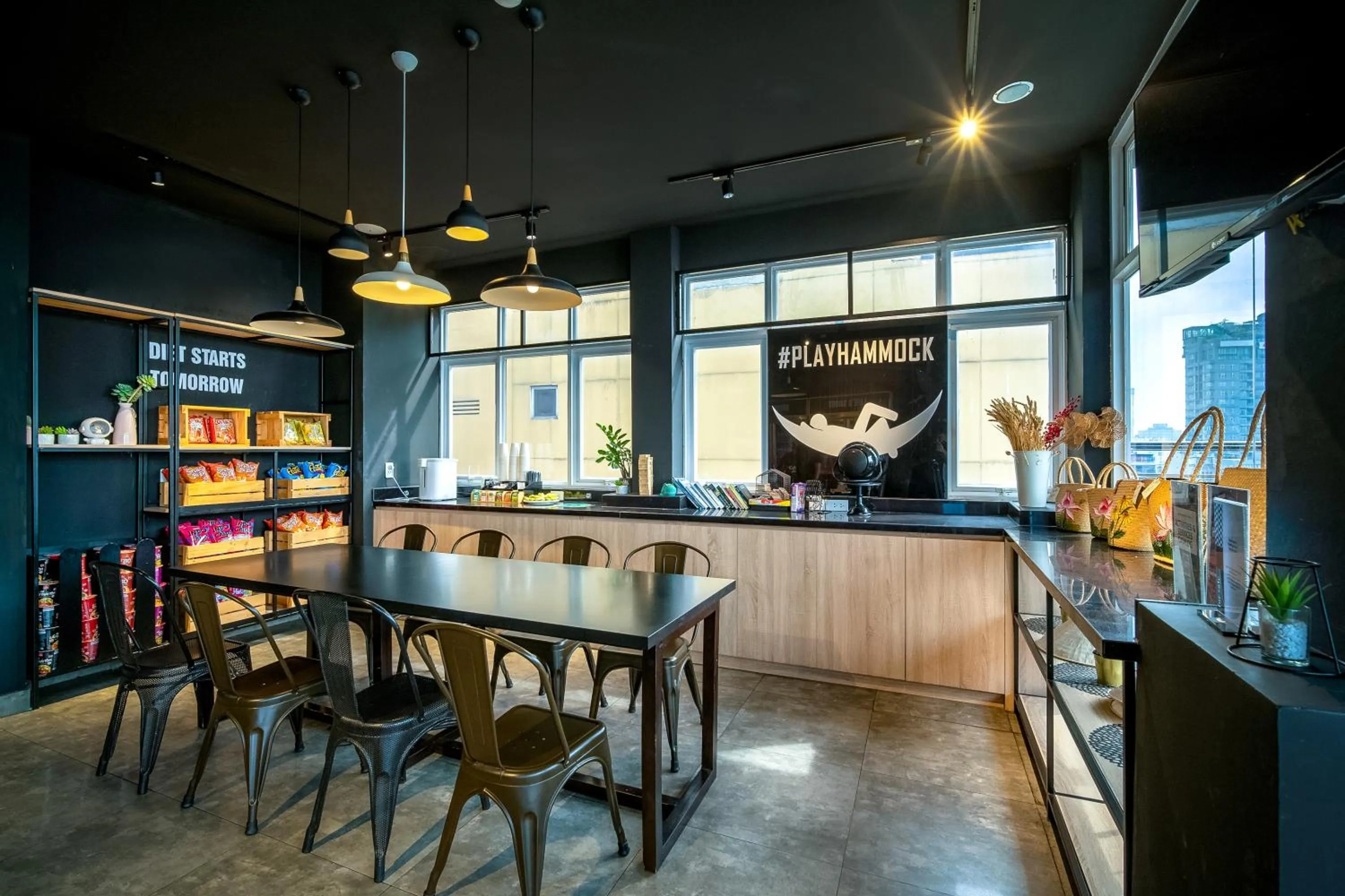 Restaurant/places to eat in The Hammock Hotel Fine Arts Museum