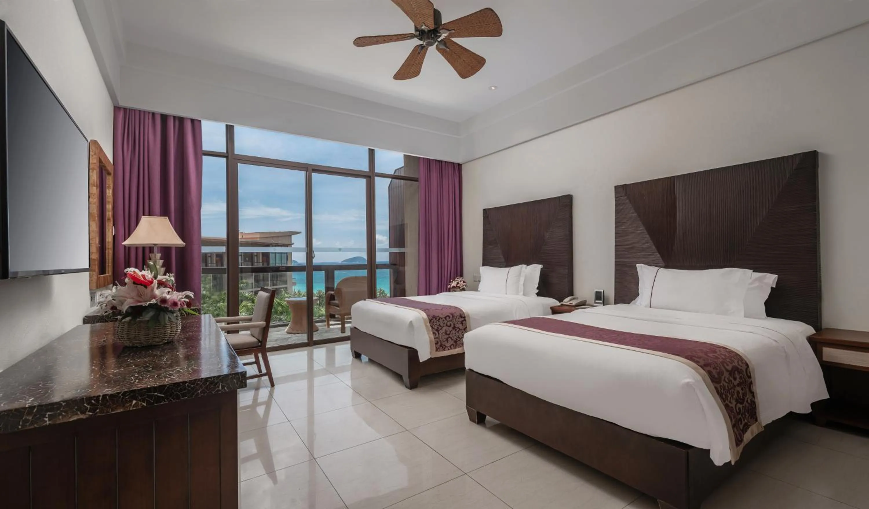 Bedroom, Bed in Yalong Bay Mangrove Tree Resort