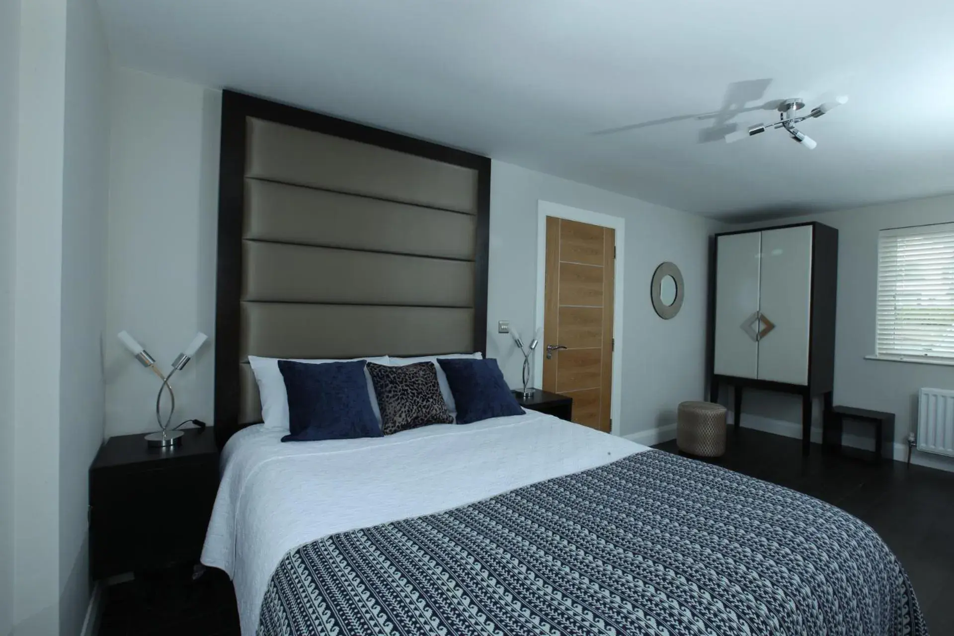 Deluxe Double Room with Extra Bed in Glass Island Ballycastle Deluxe Double Room with Extra Bed in Glass Island Ballycastle