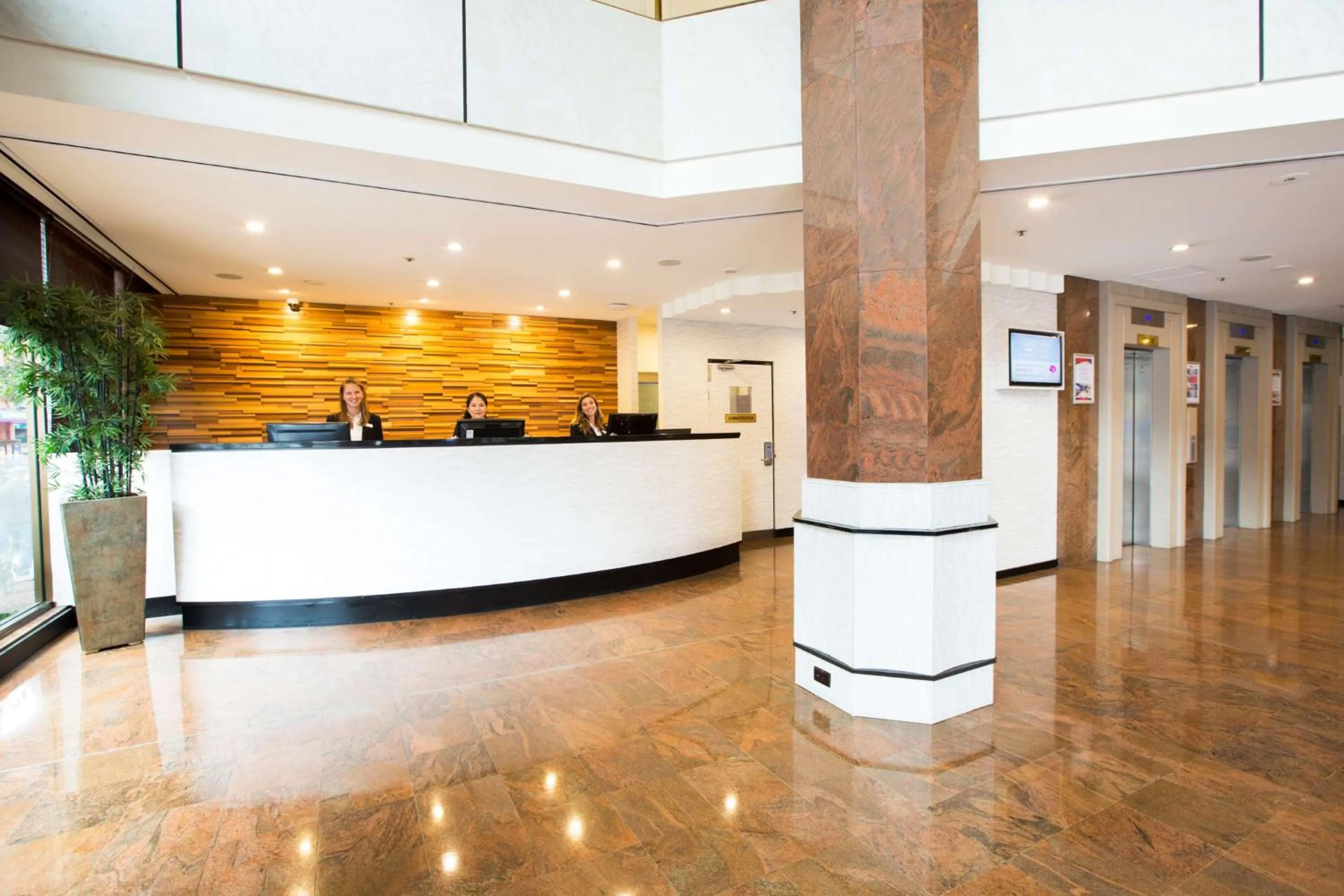 Lobby or reception in Metro Hotel Marlow Sydney Central