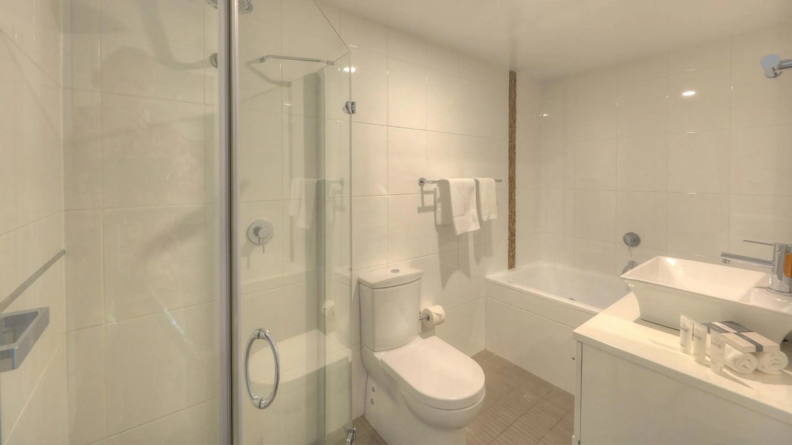 Shower in Snowgoose Apartments