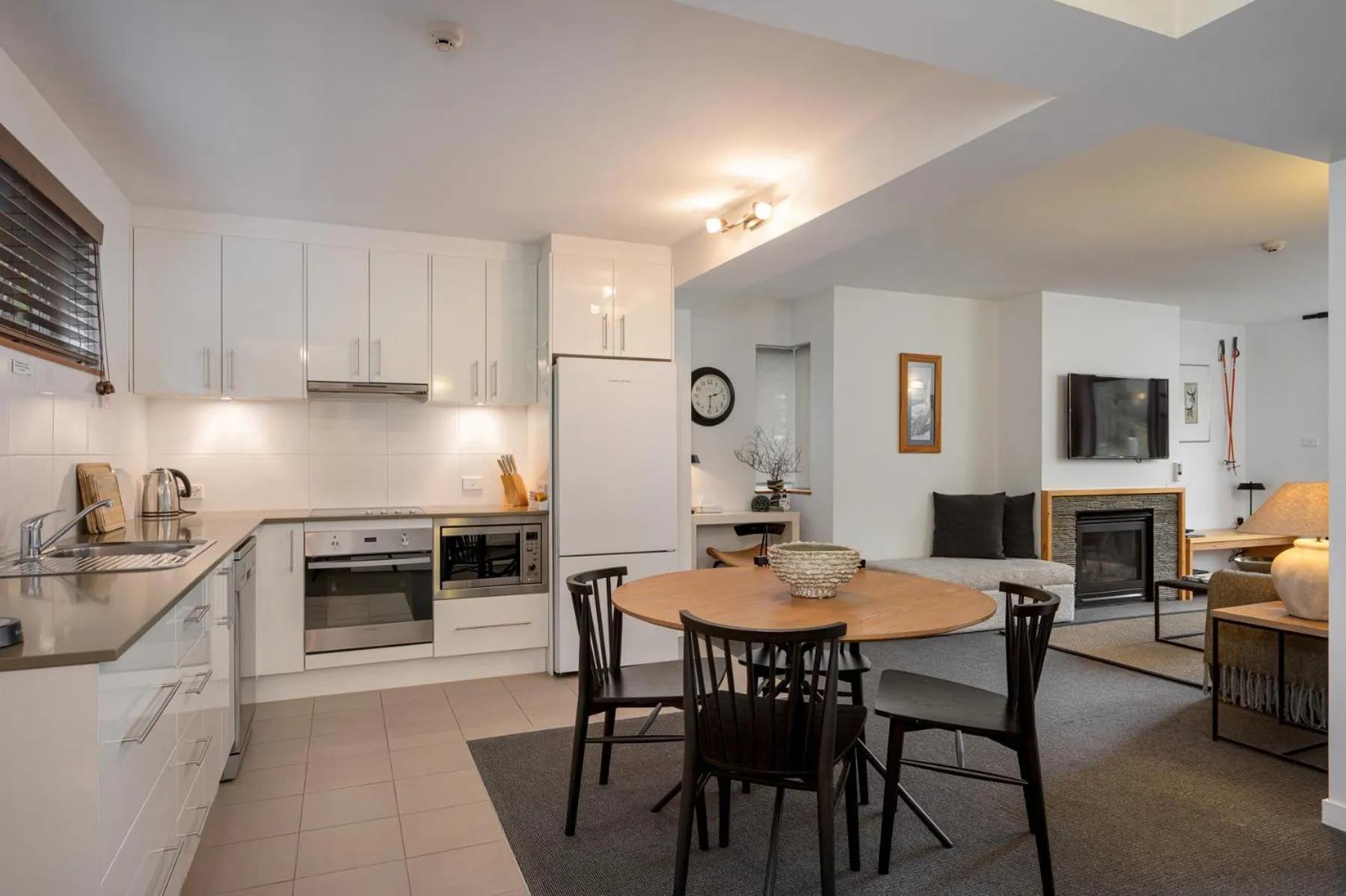 Dining area in Snowgoose Apartments