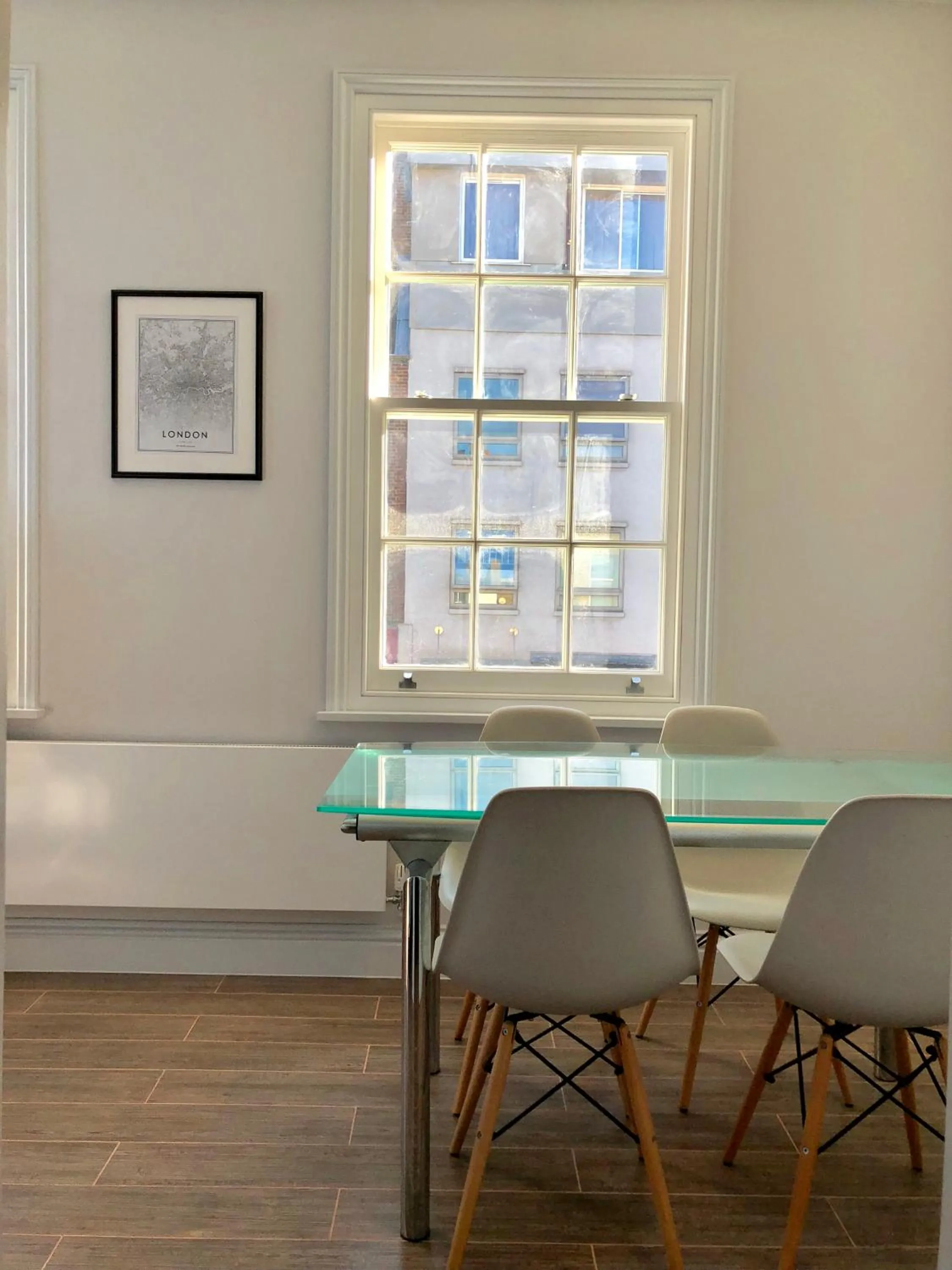 Living room in Stylish Maisonette and Studio in Victoria