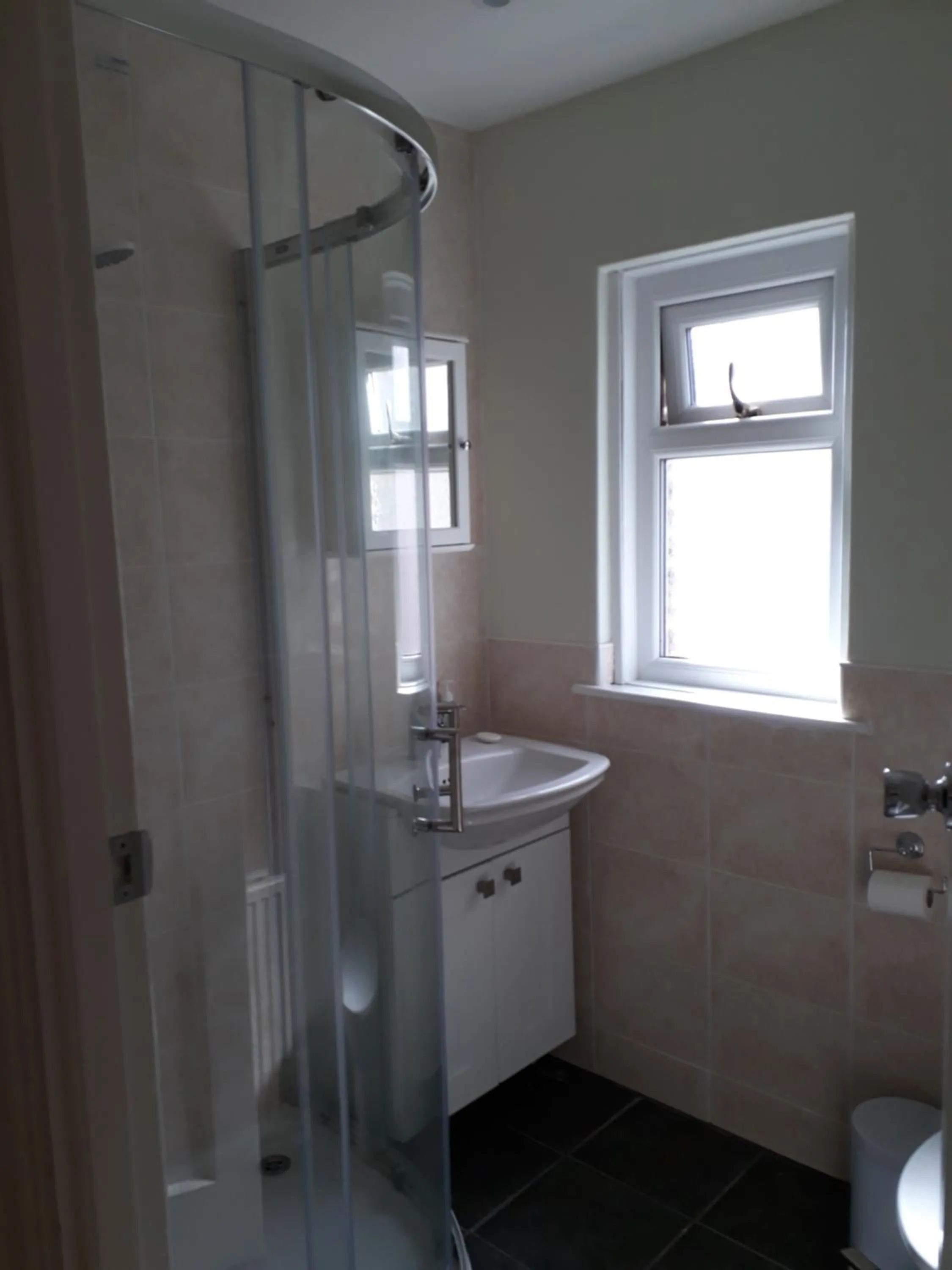 Shower in Shenandoah House