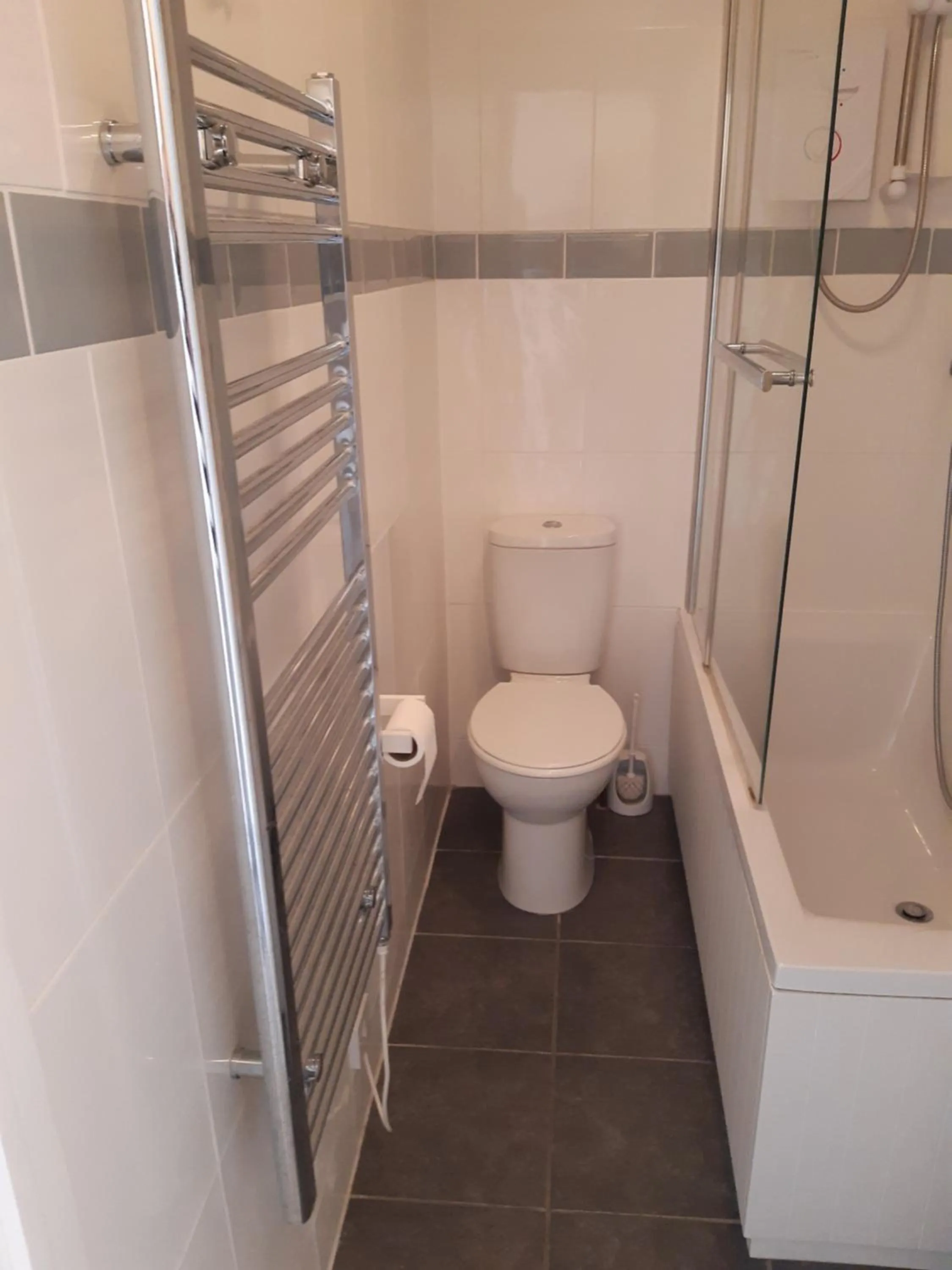 Bathroom in Shenandoah House