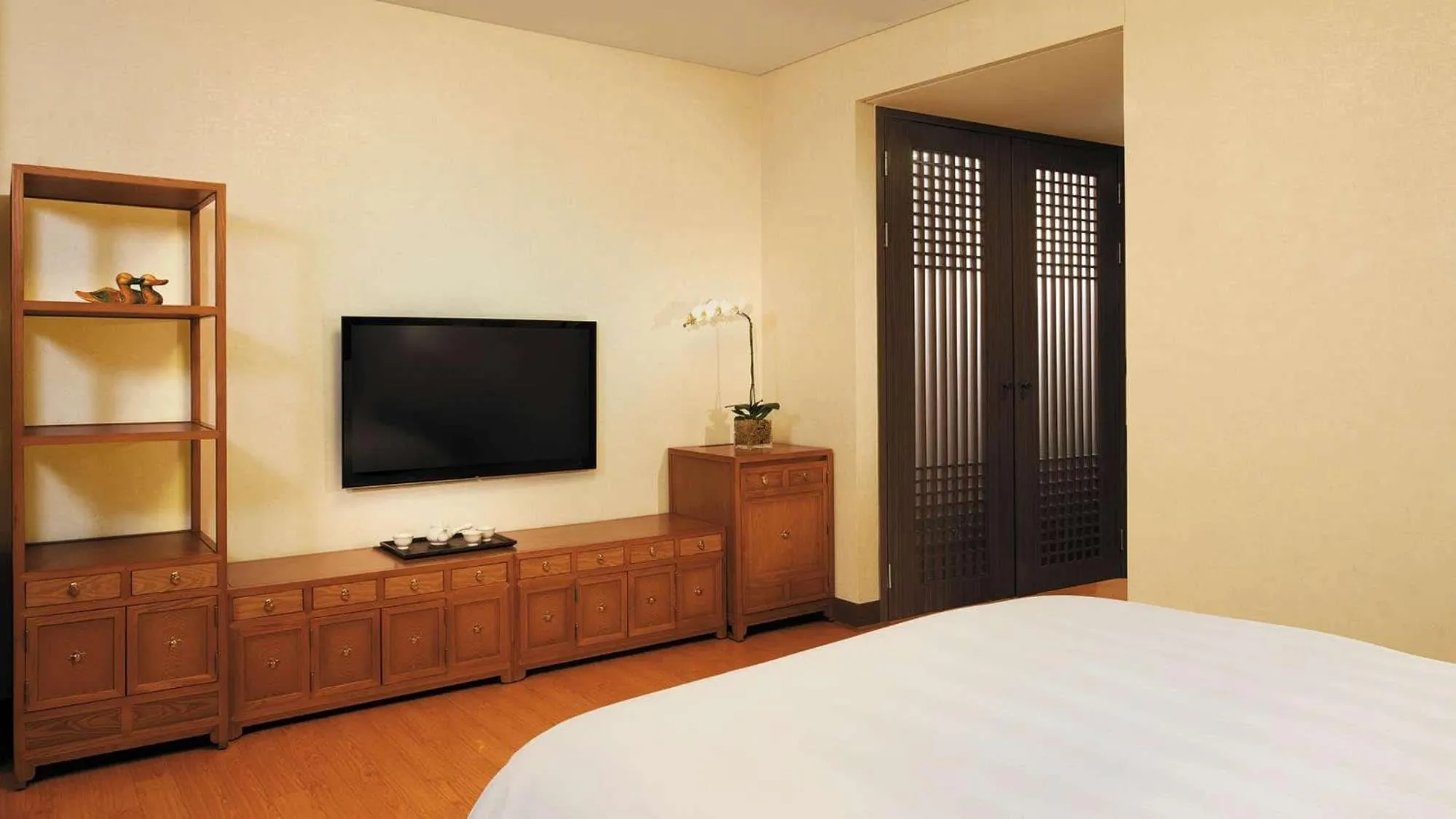 Photo of the whole room, Bed in LOTTE CITY HOTEL Gimpo Airport