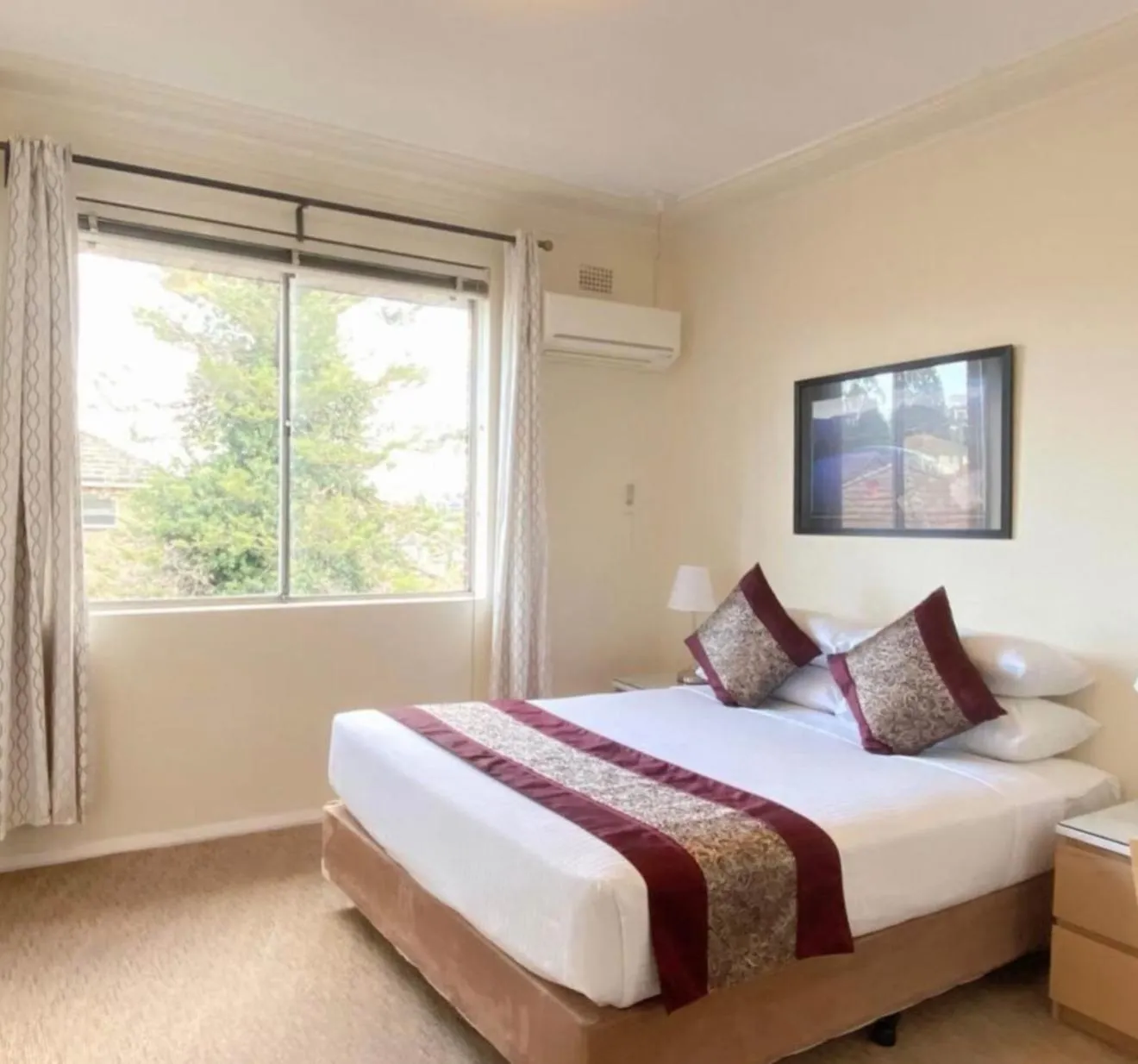 Bedroom, Bed in Ryde Inn