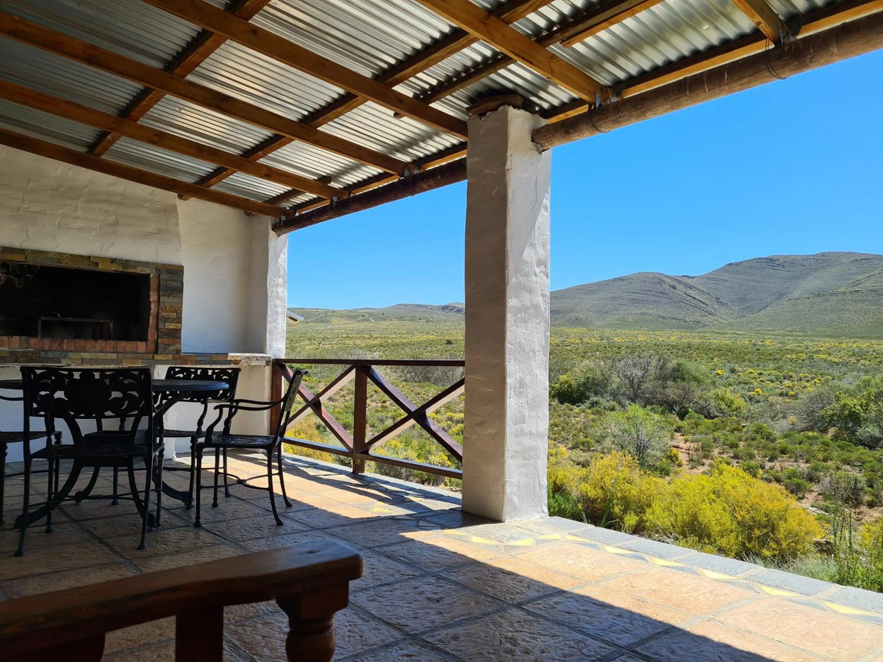 Balcony/Terrace in African Game Lodge