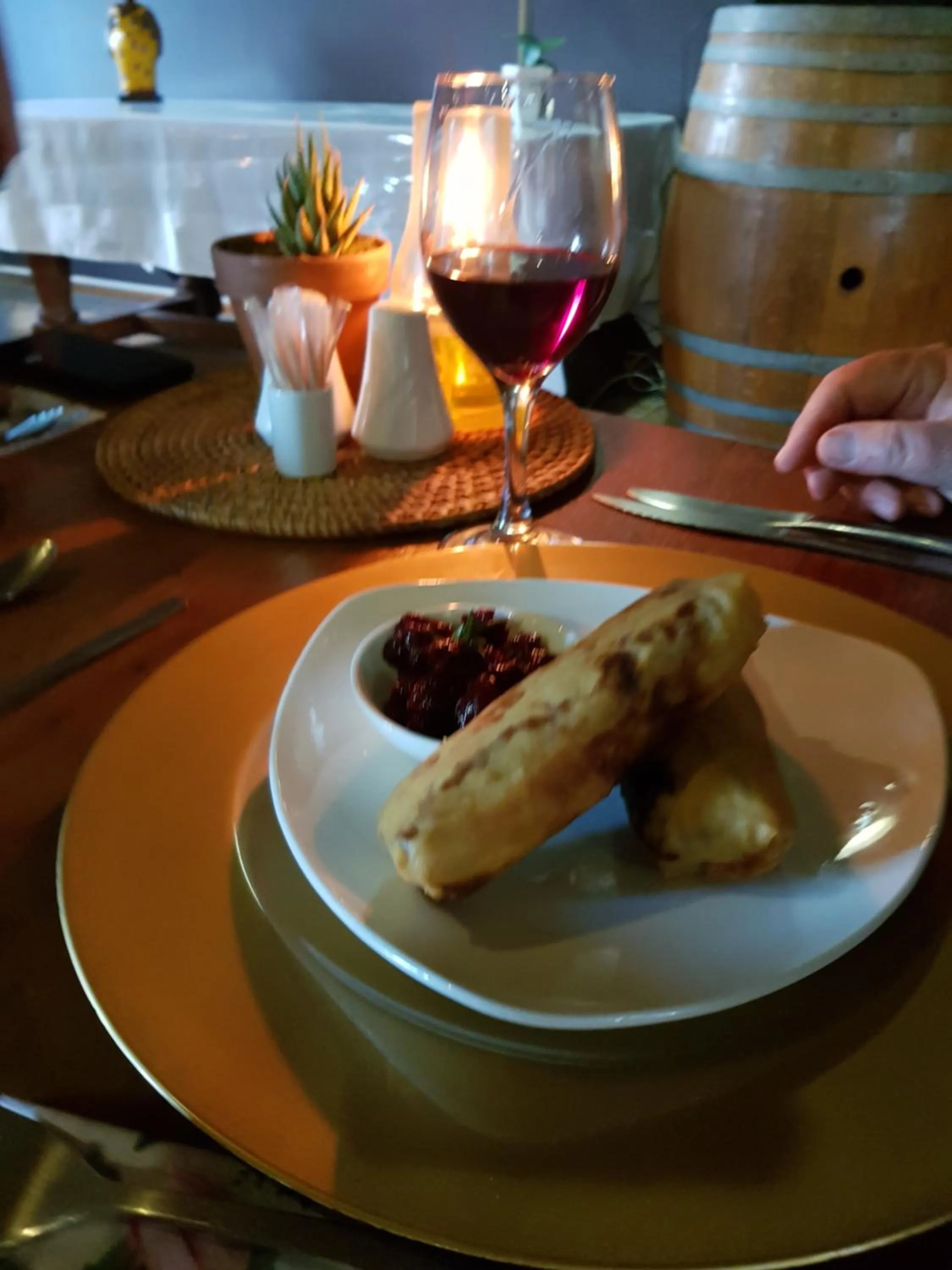 Food and drinks in African Game Lodge