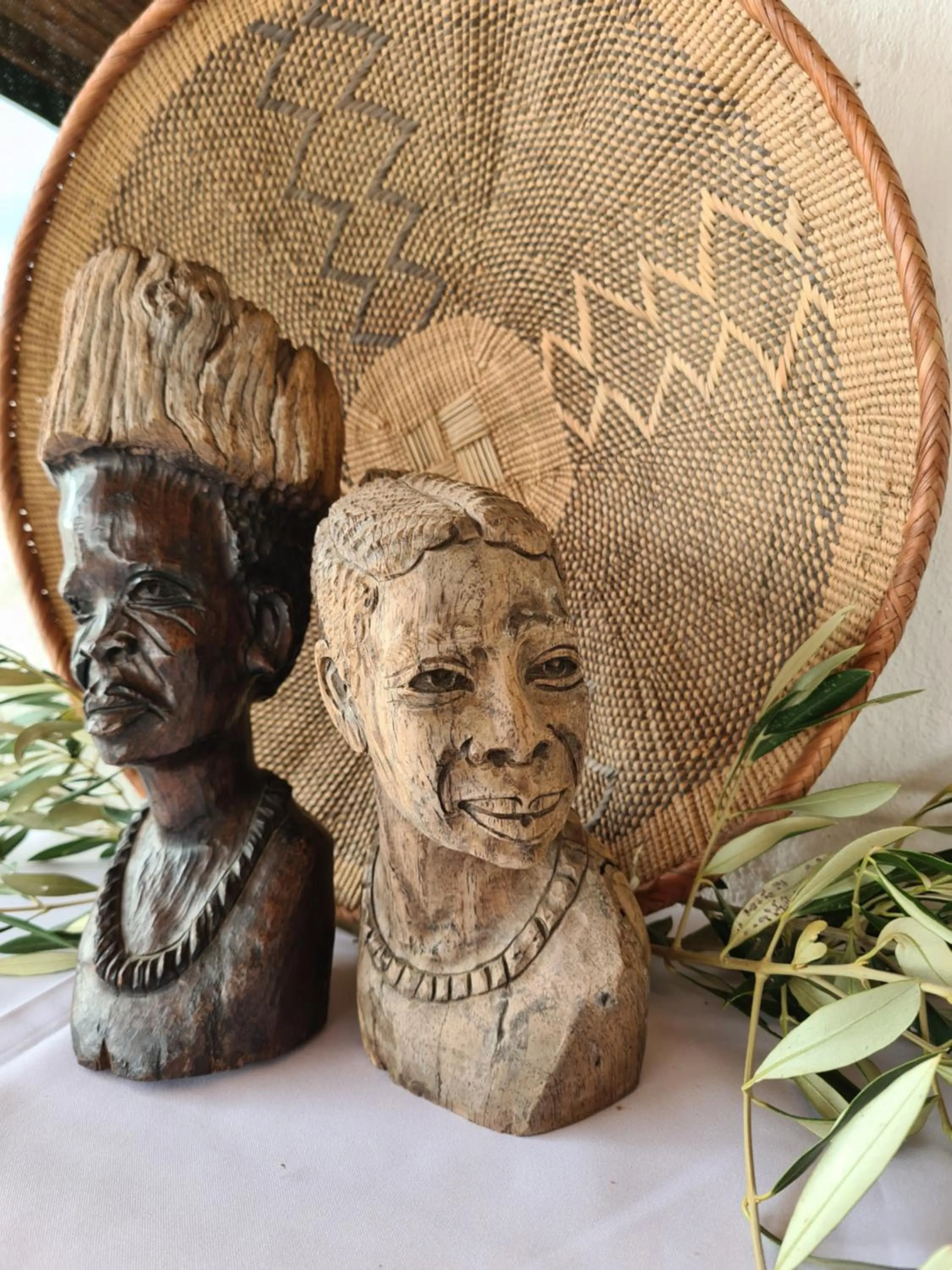 Decorative detail in African Game Lodge