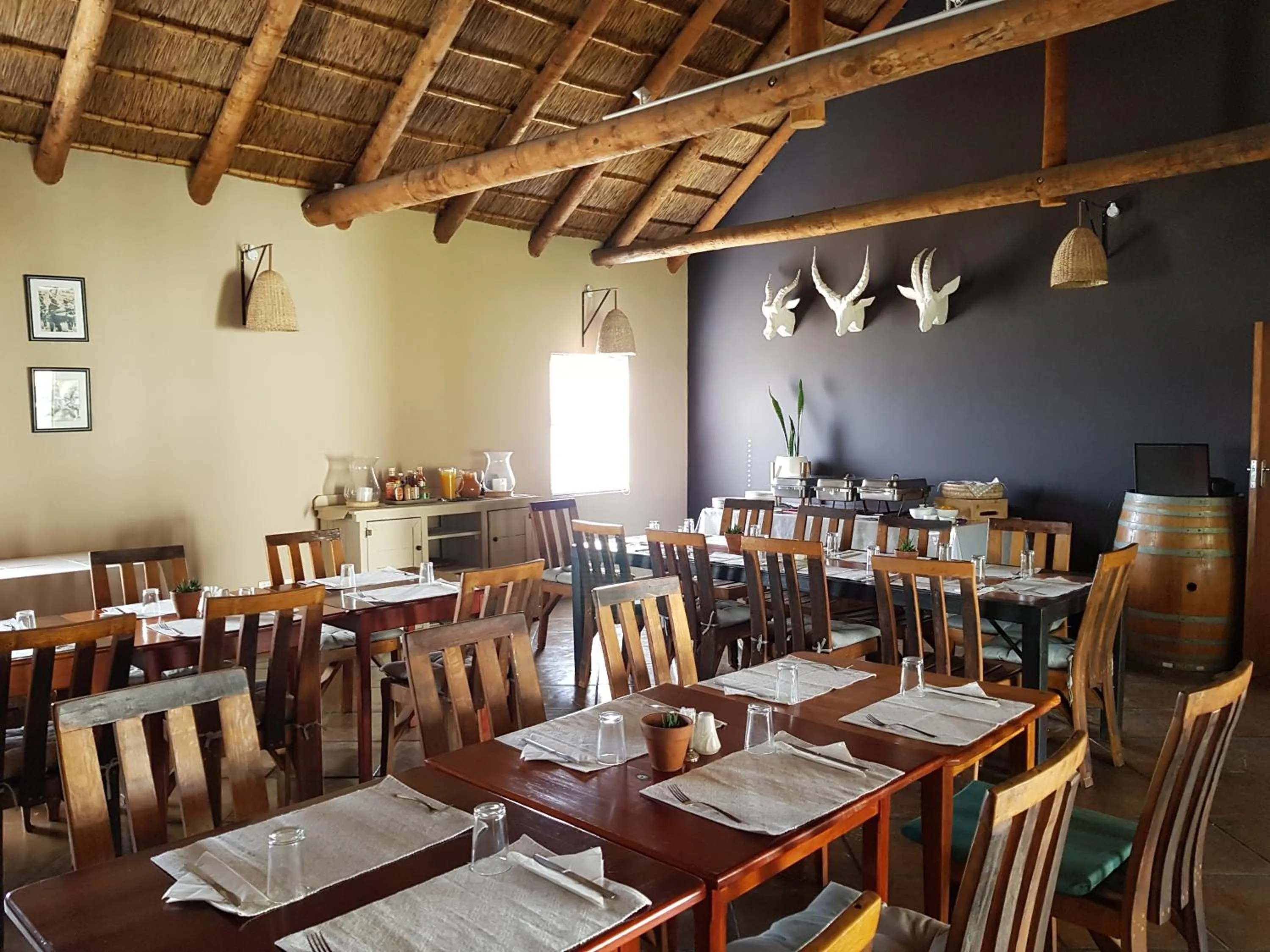 Restaurant/places to eat in African Game Lodge