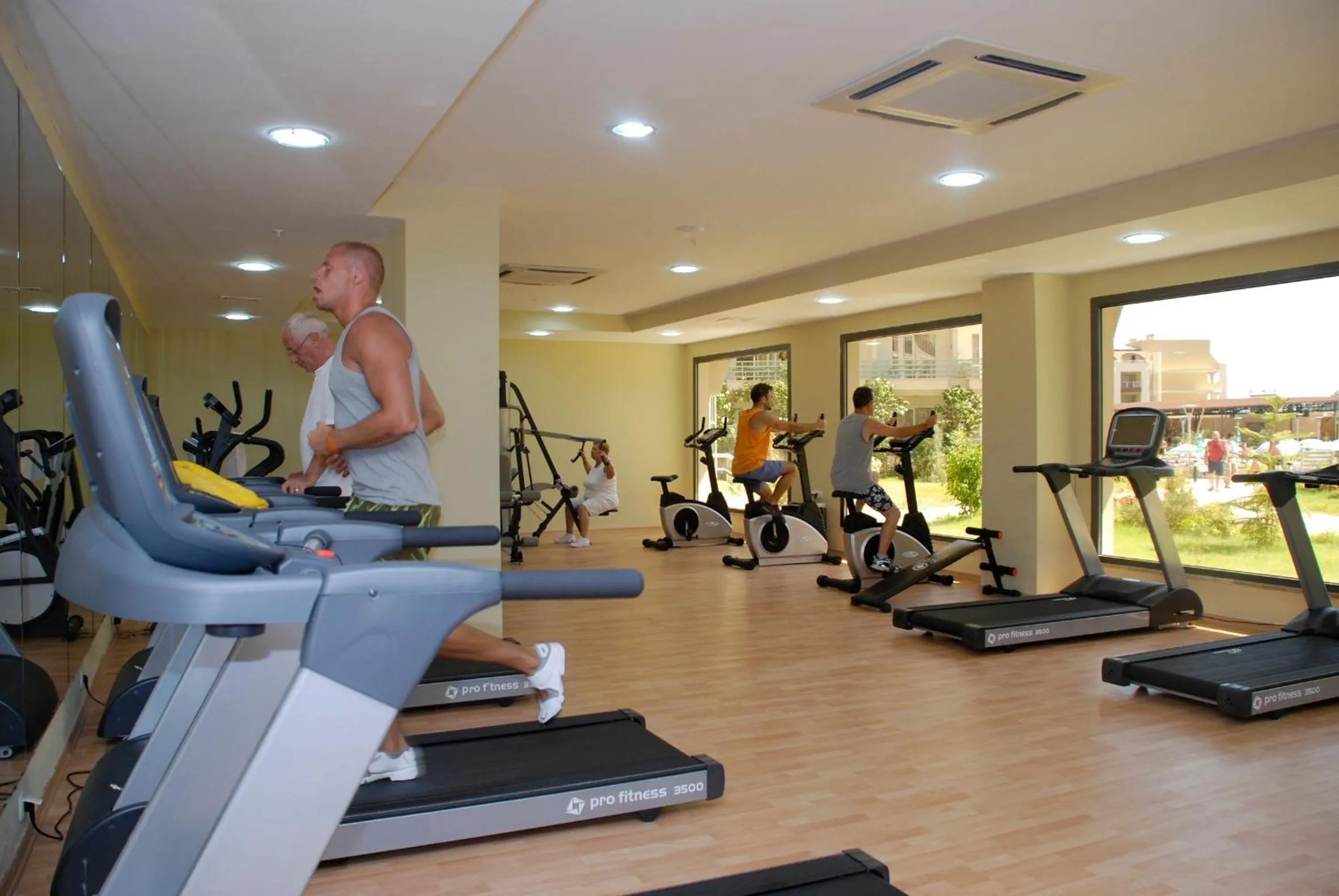Fitness centre/facilities in Green Nature Resort and Spa