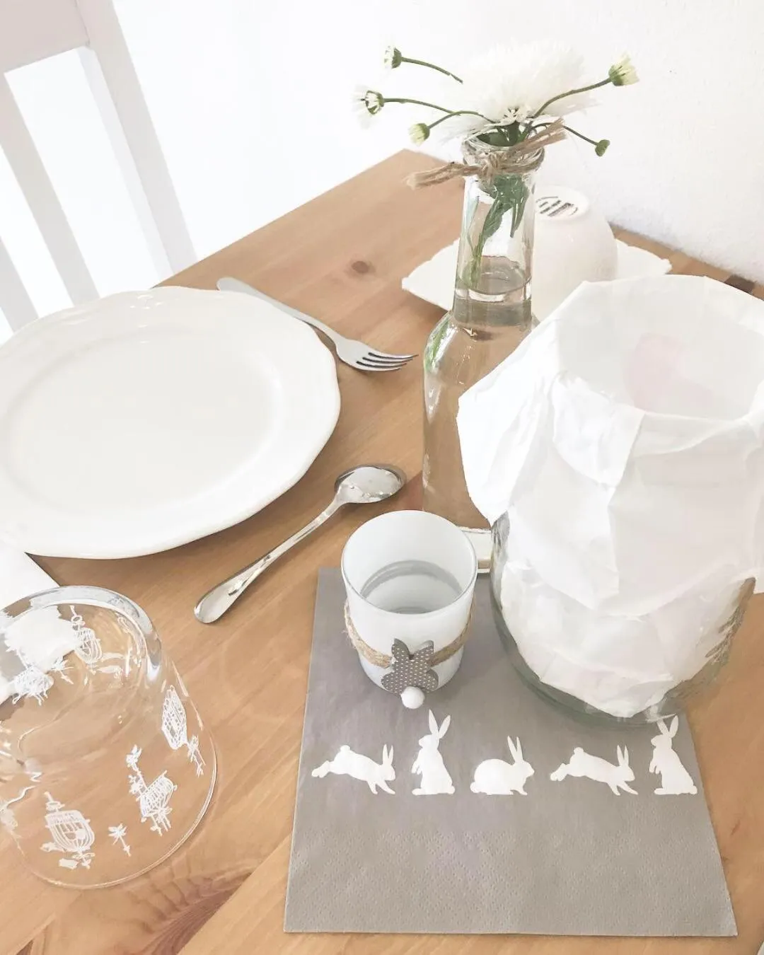 Restaurant/places to eat in aMarti Suites B&B