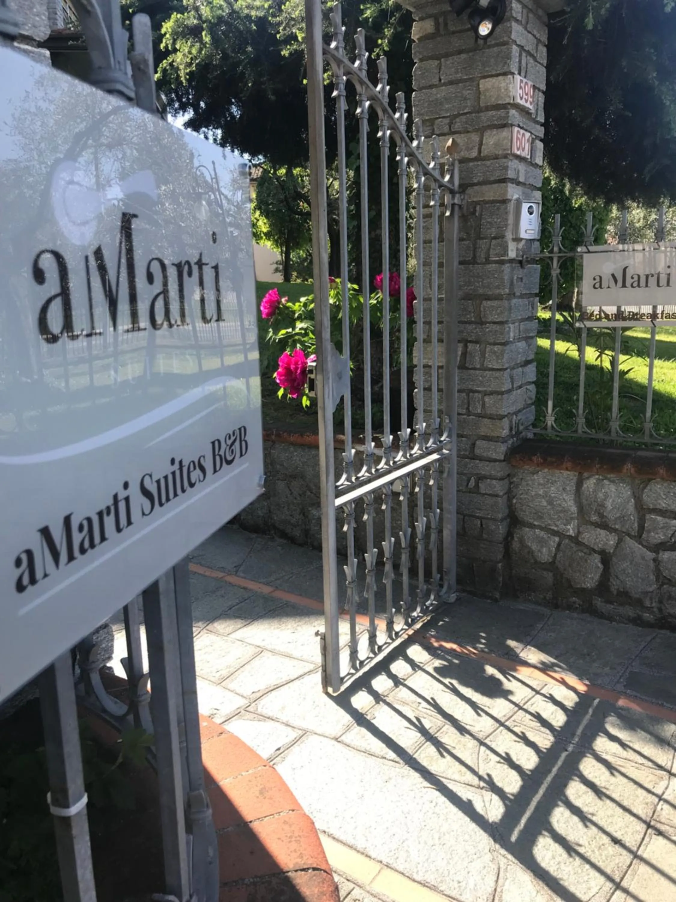 Property building in aMarti Suites B&B