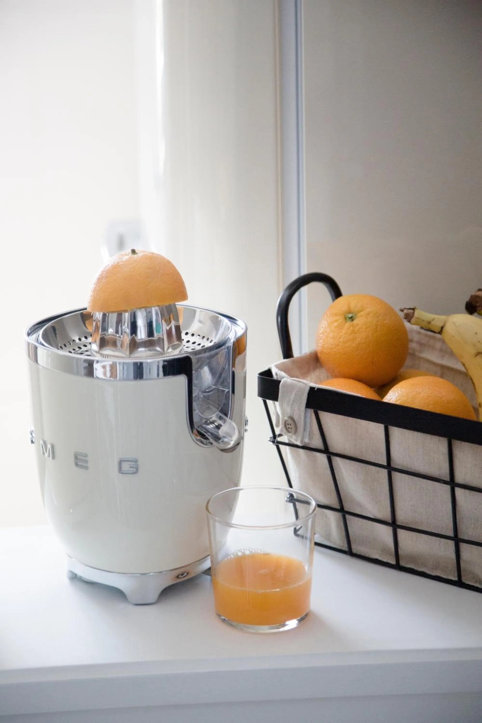 Breakfast in aMarti Suites B&B