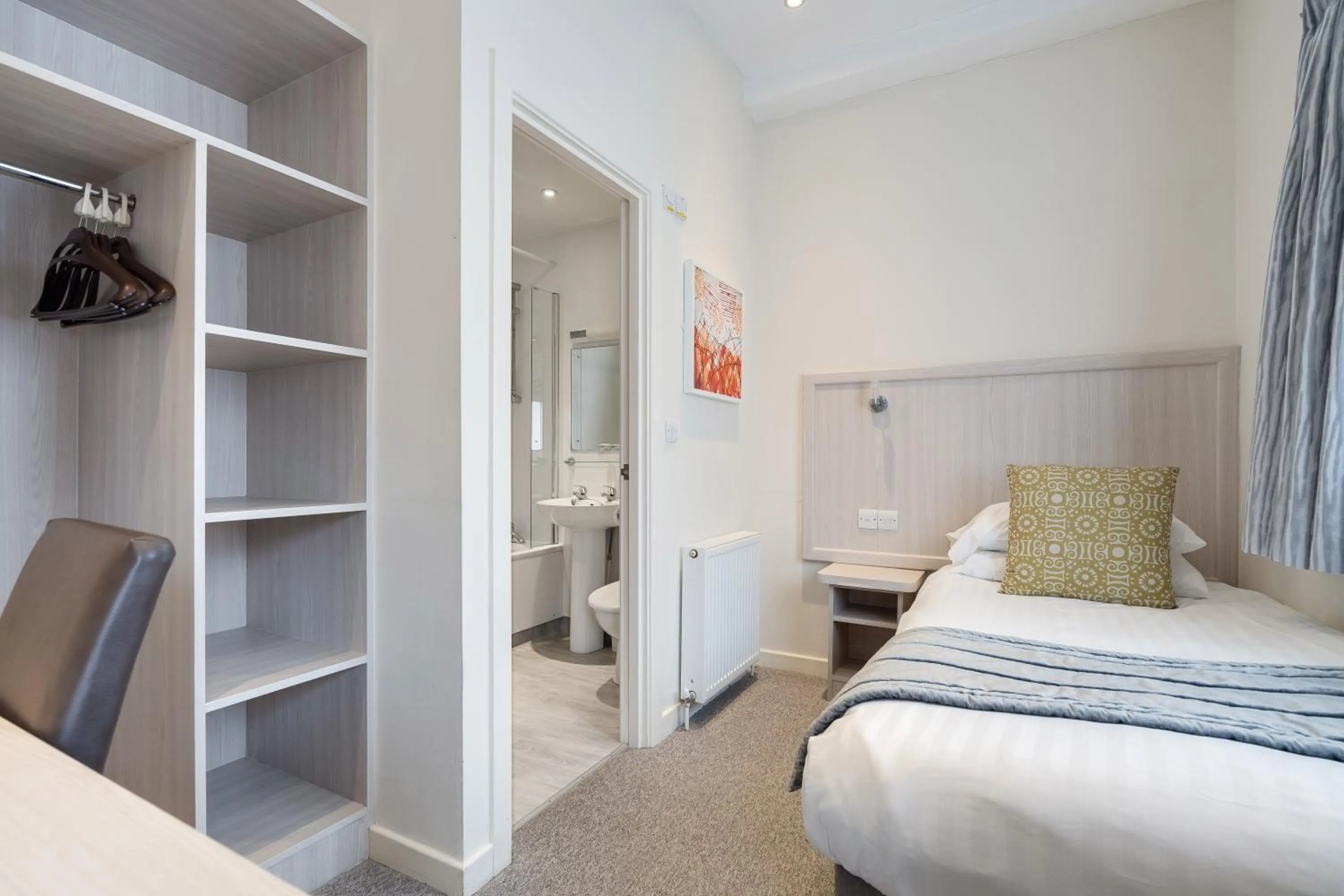 Bed in St Ives Hotel