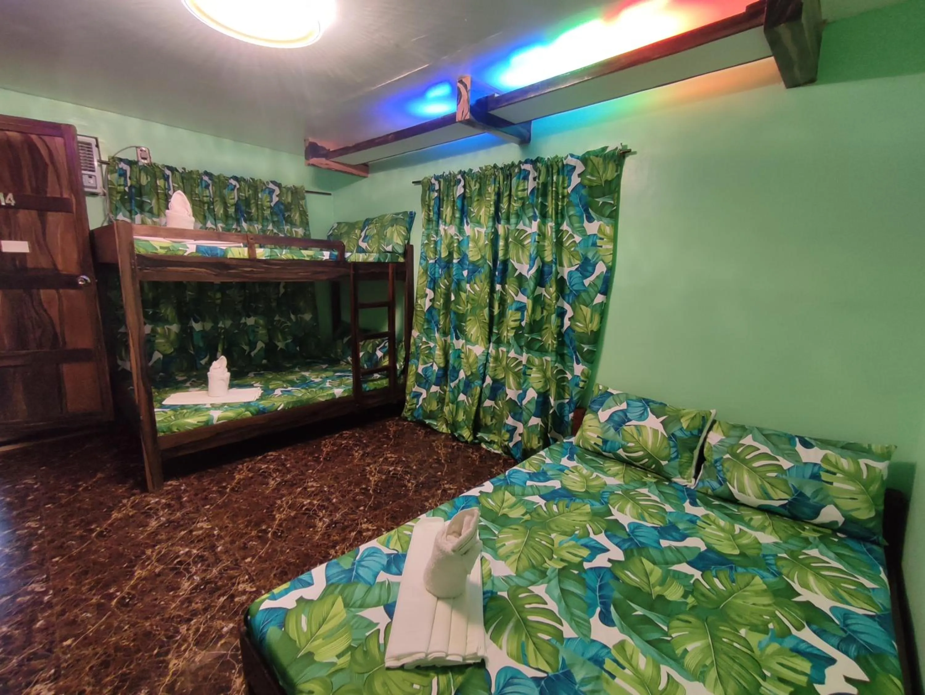 Bed in Blue Lagoon Inn and Restaurant, Pagudpud